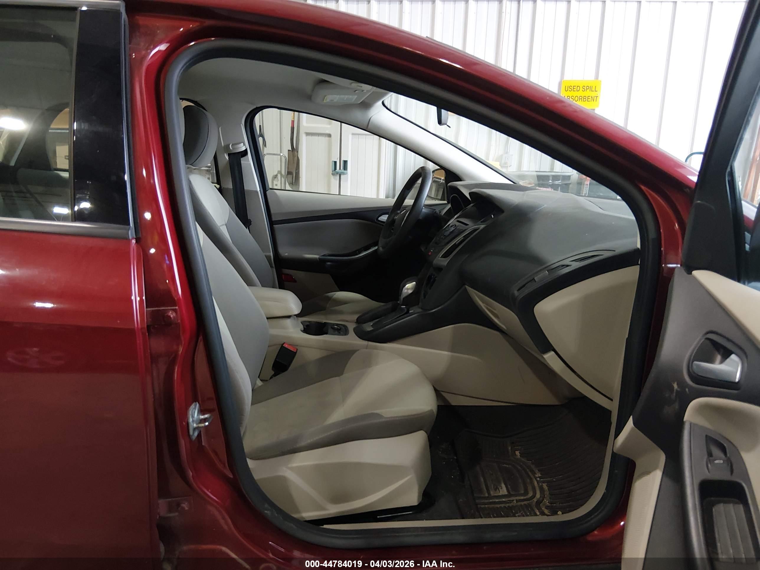 FORD FOCUS image 5