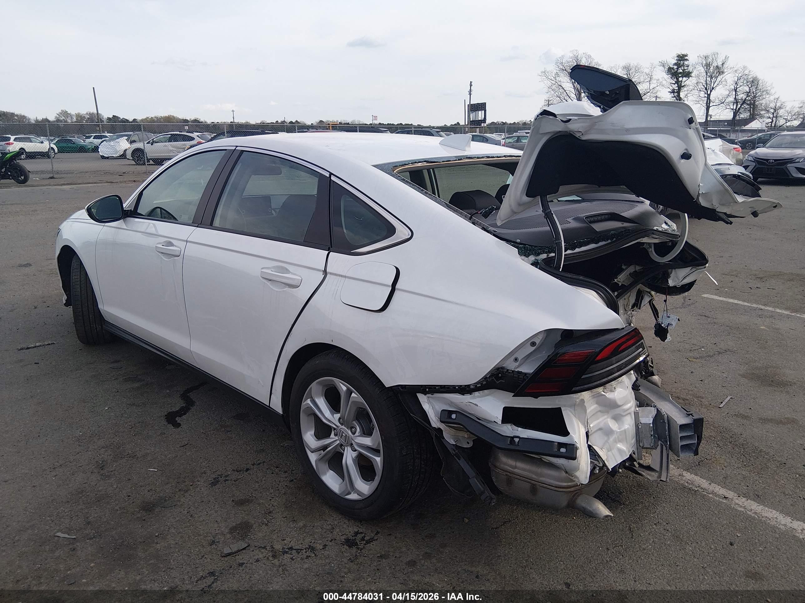 HONDA ACCORD image 3