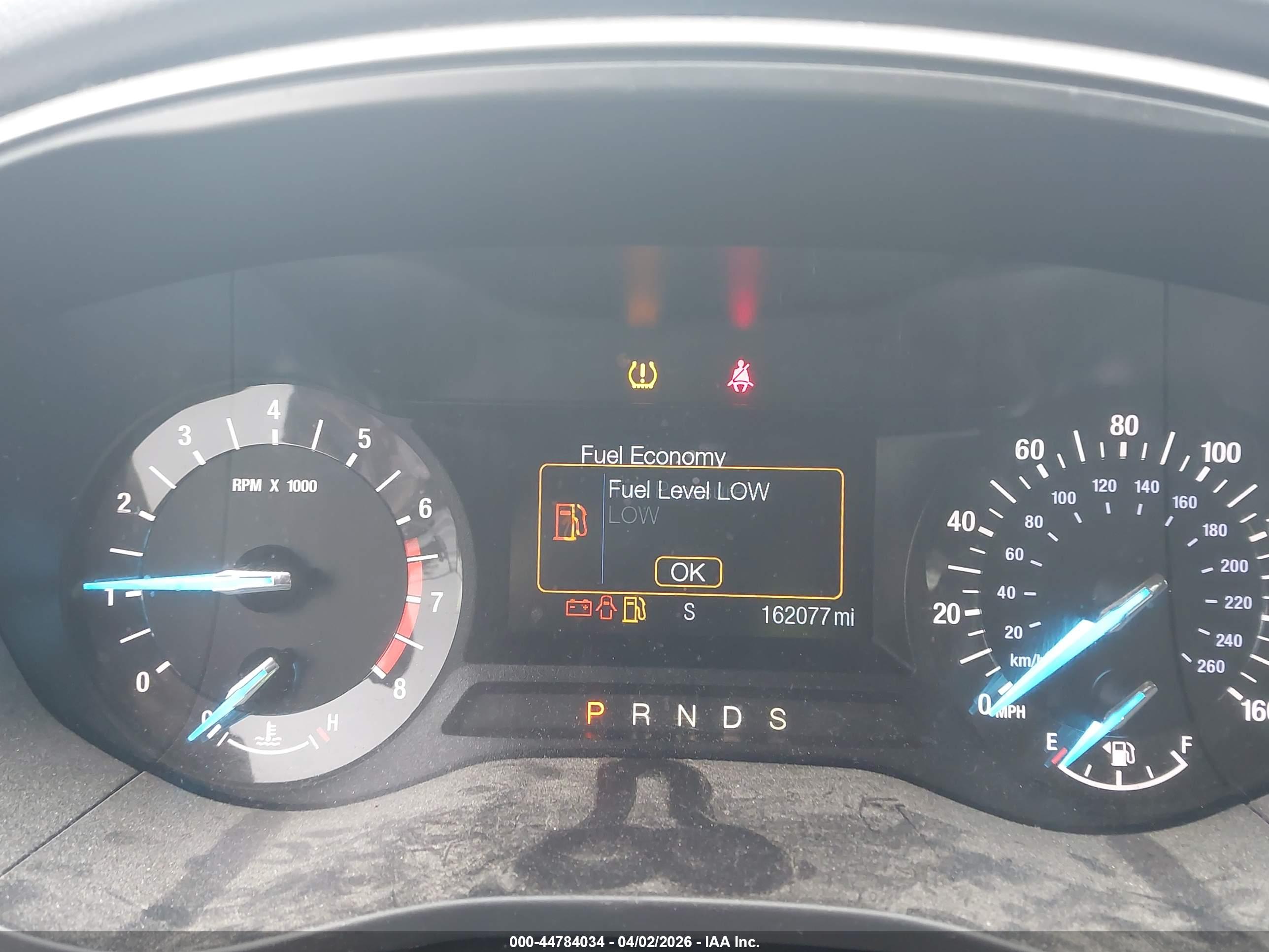 FORD FUSION image 7