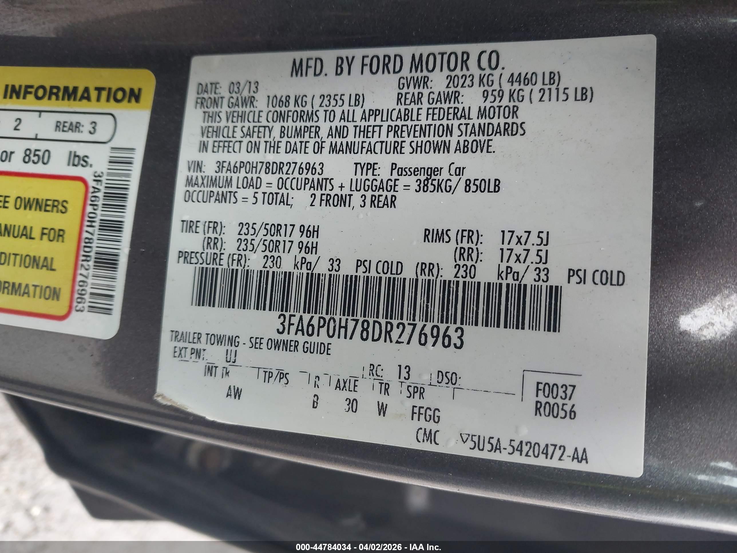 FORD FUSION image 9