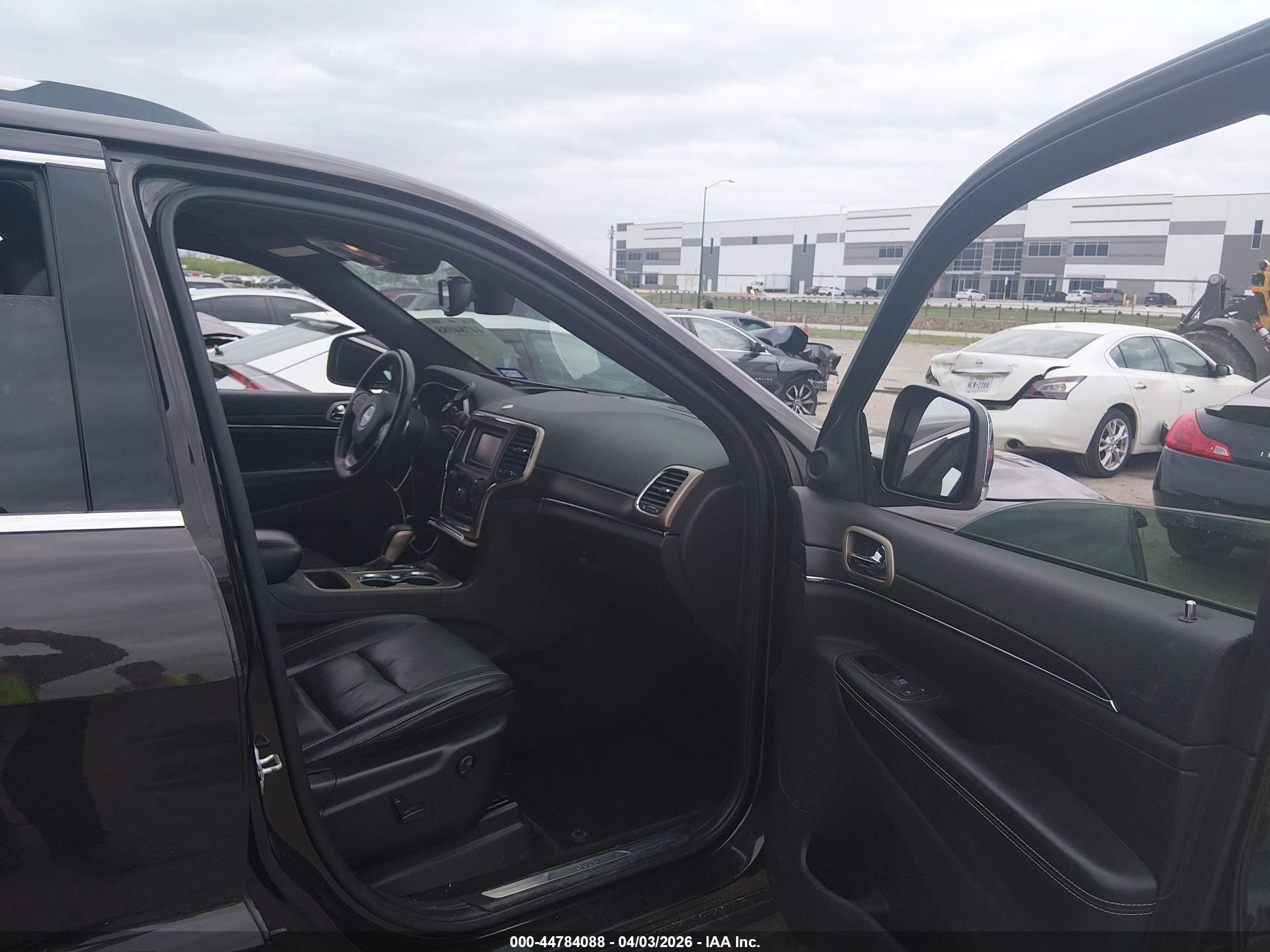 JEEP GRAND image 5
