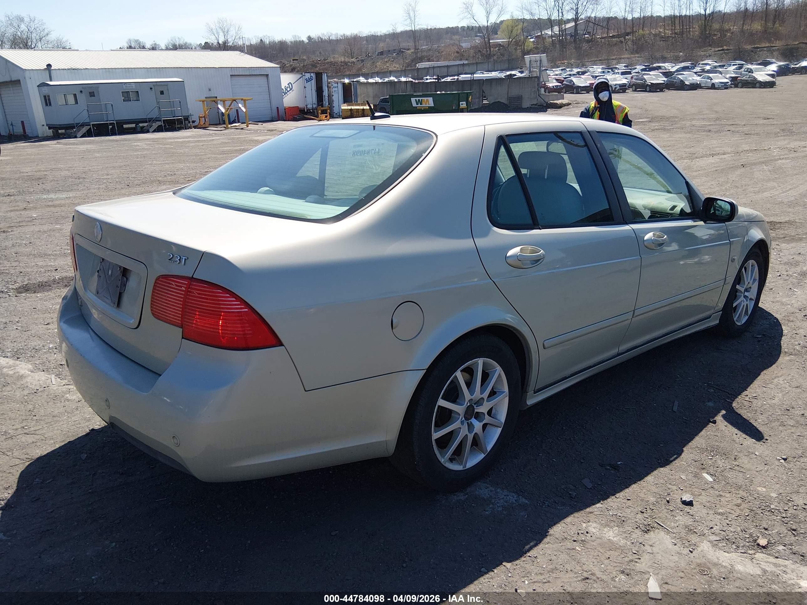 SAAB 9-5 image 4