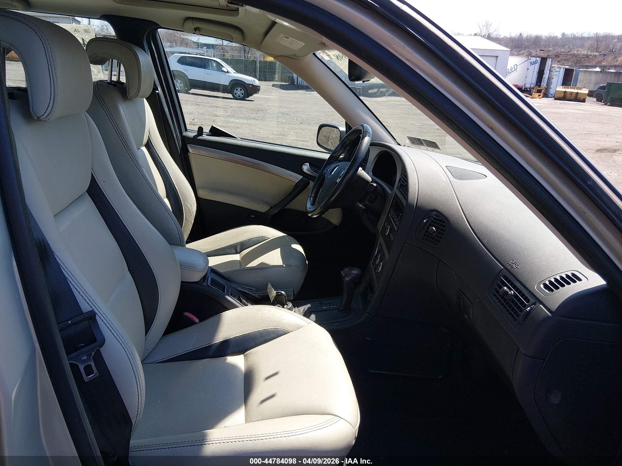 SAAB 9-5 image 5