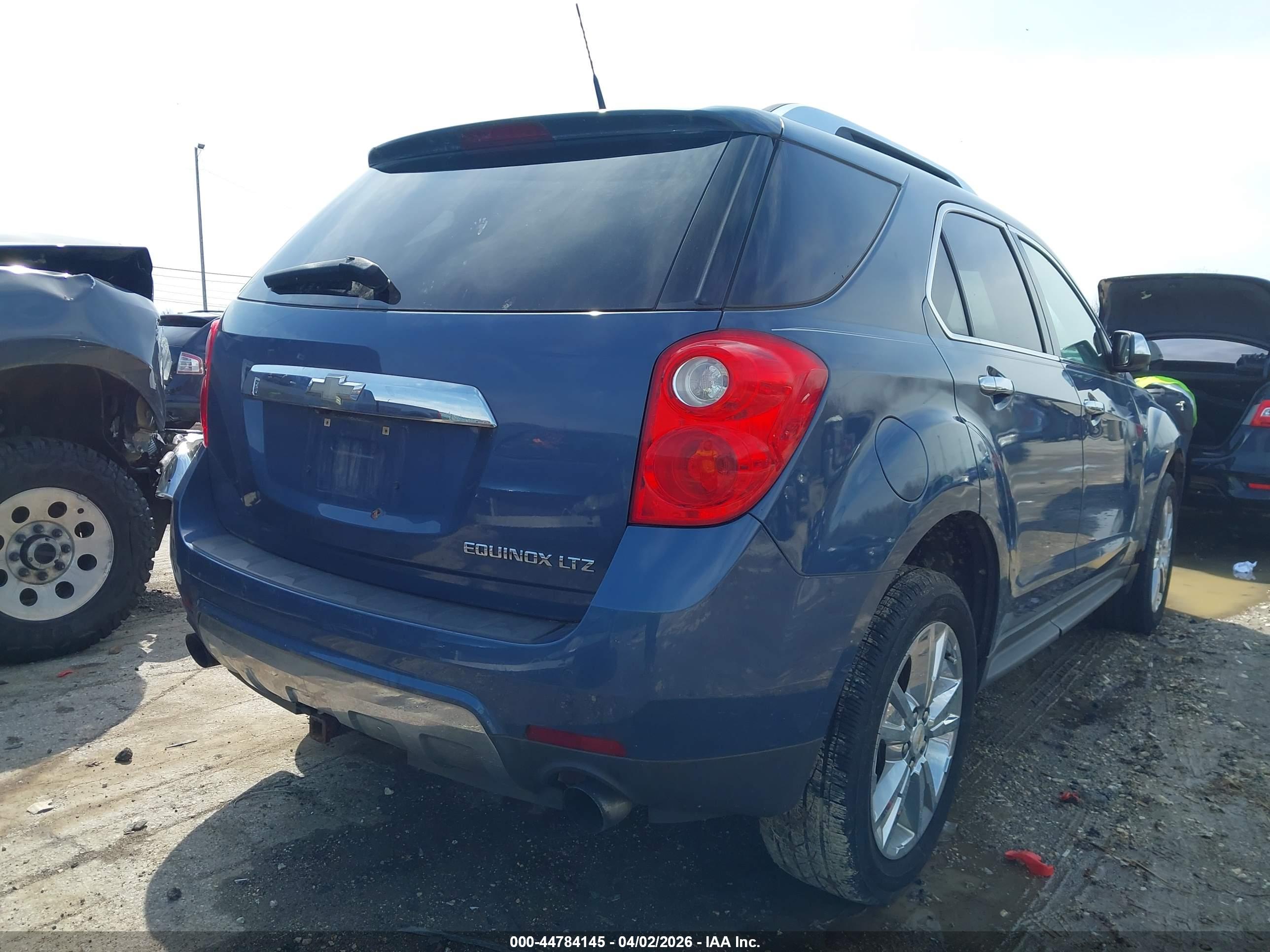 CHEVROLET EQUINOX image 4