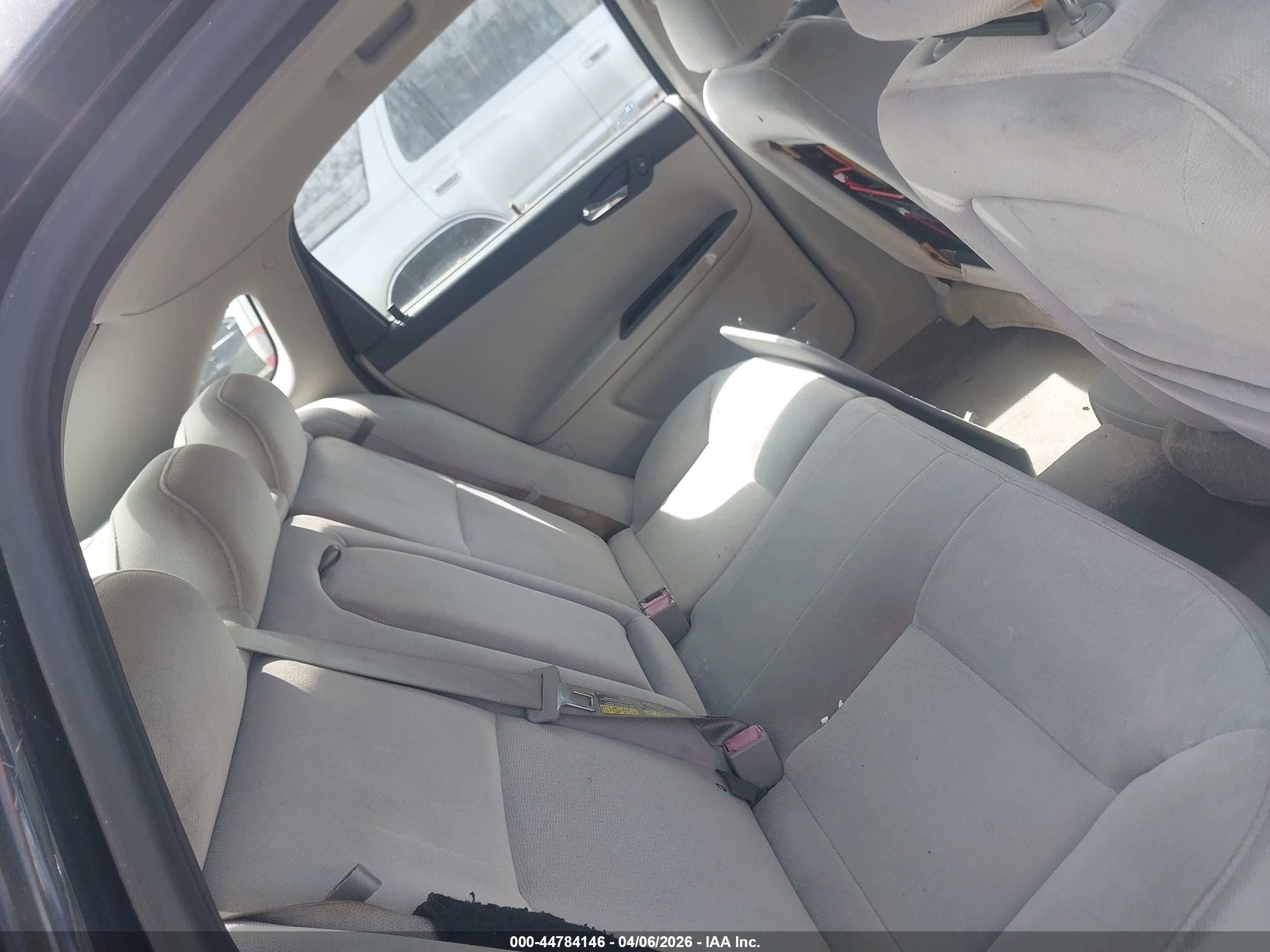 CHEVROLET IMPALA image 8