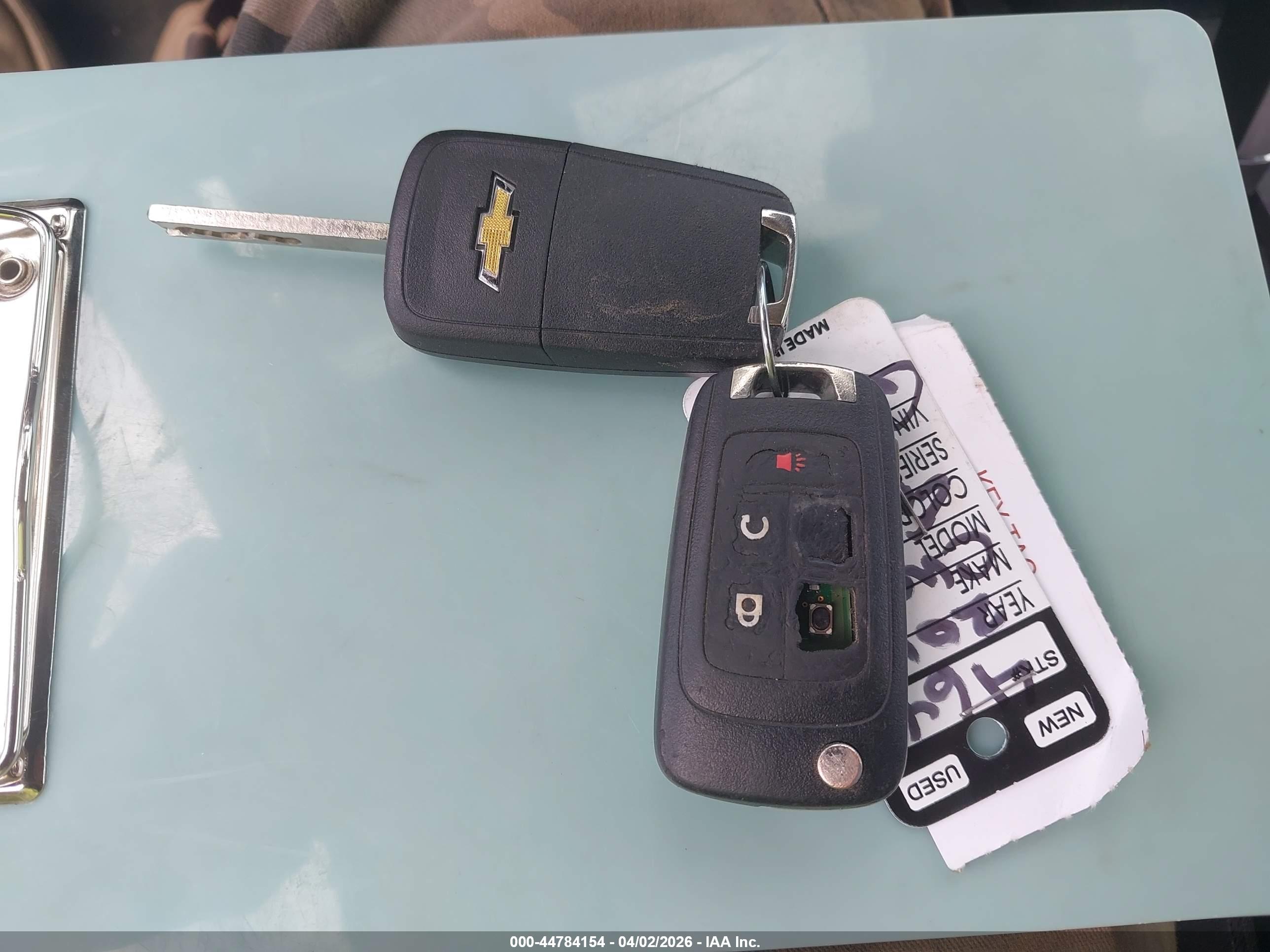 CHEVROLET EQUINOX image 11