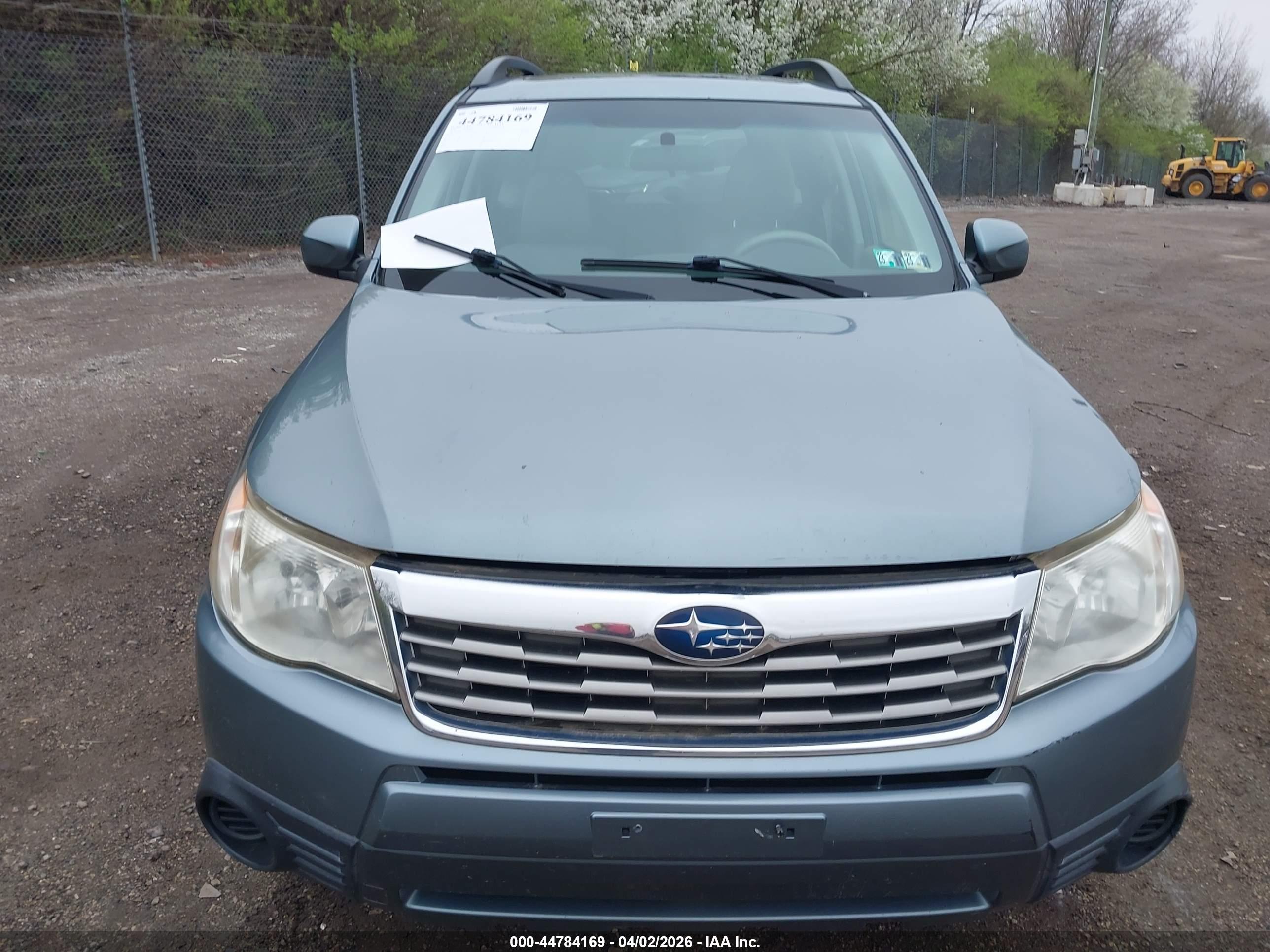 SUBARU FORESTER image 6