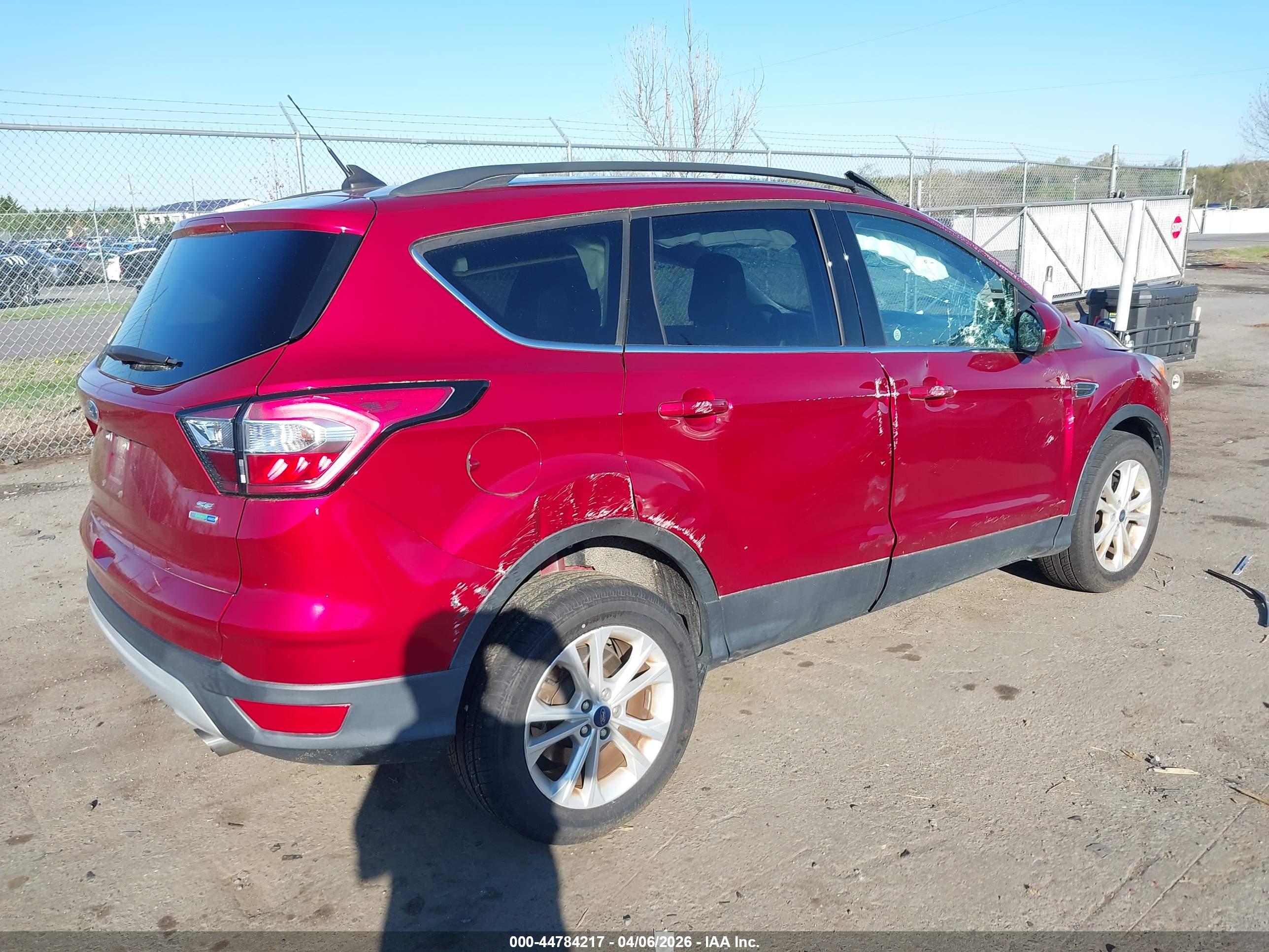 FORD ESCAPE image 4