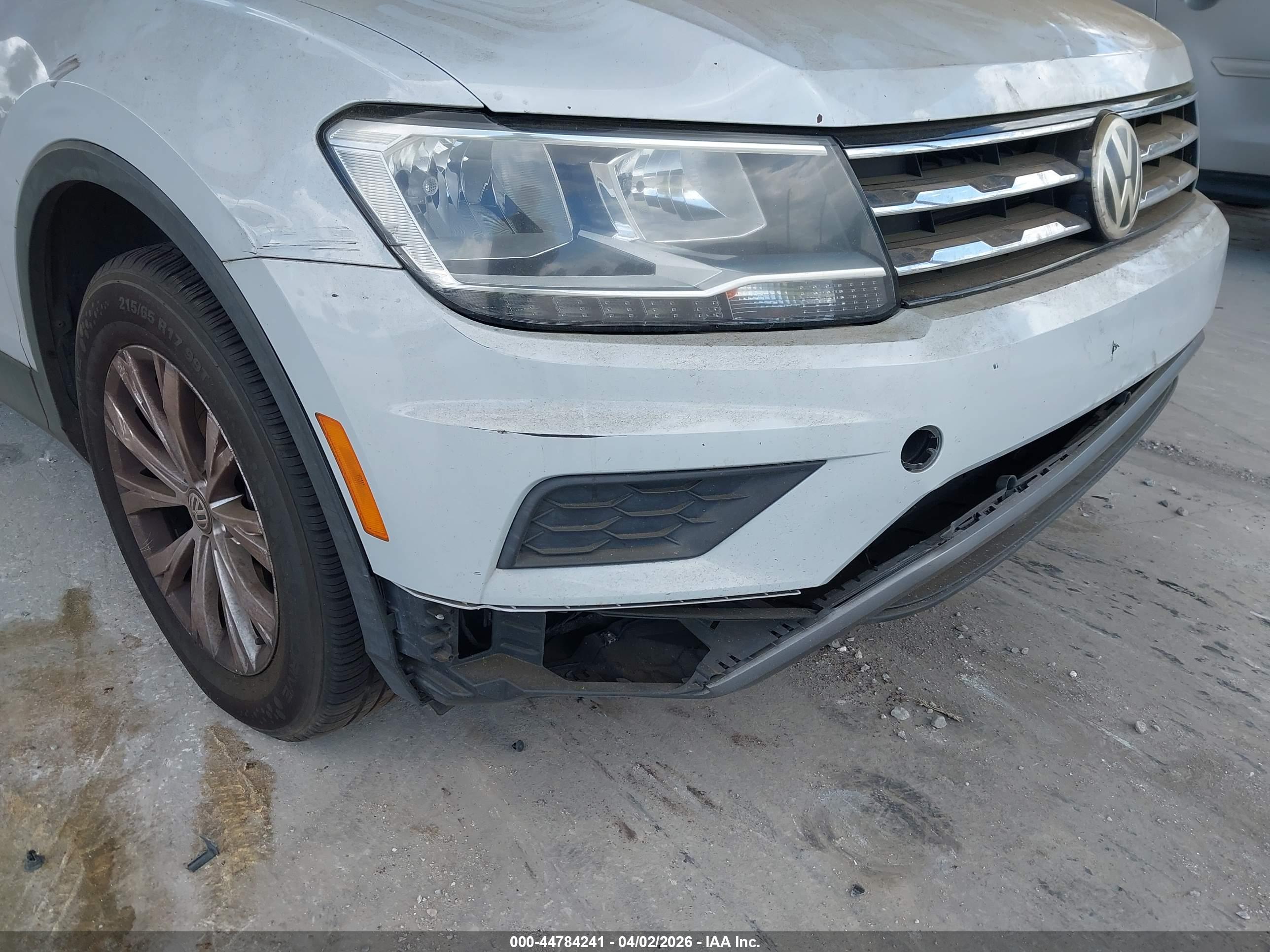 VOLKSWAGEN TIGUAN image 6