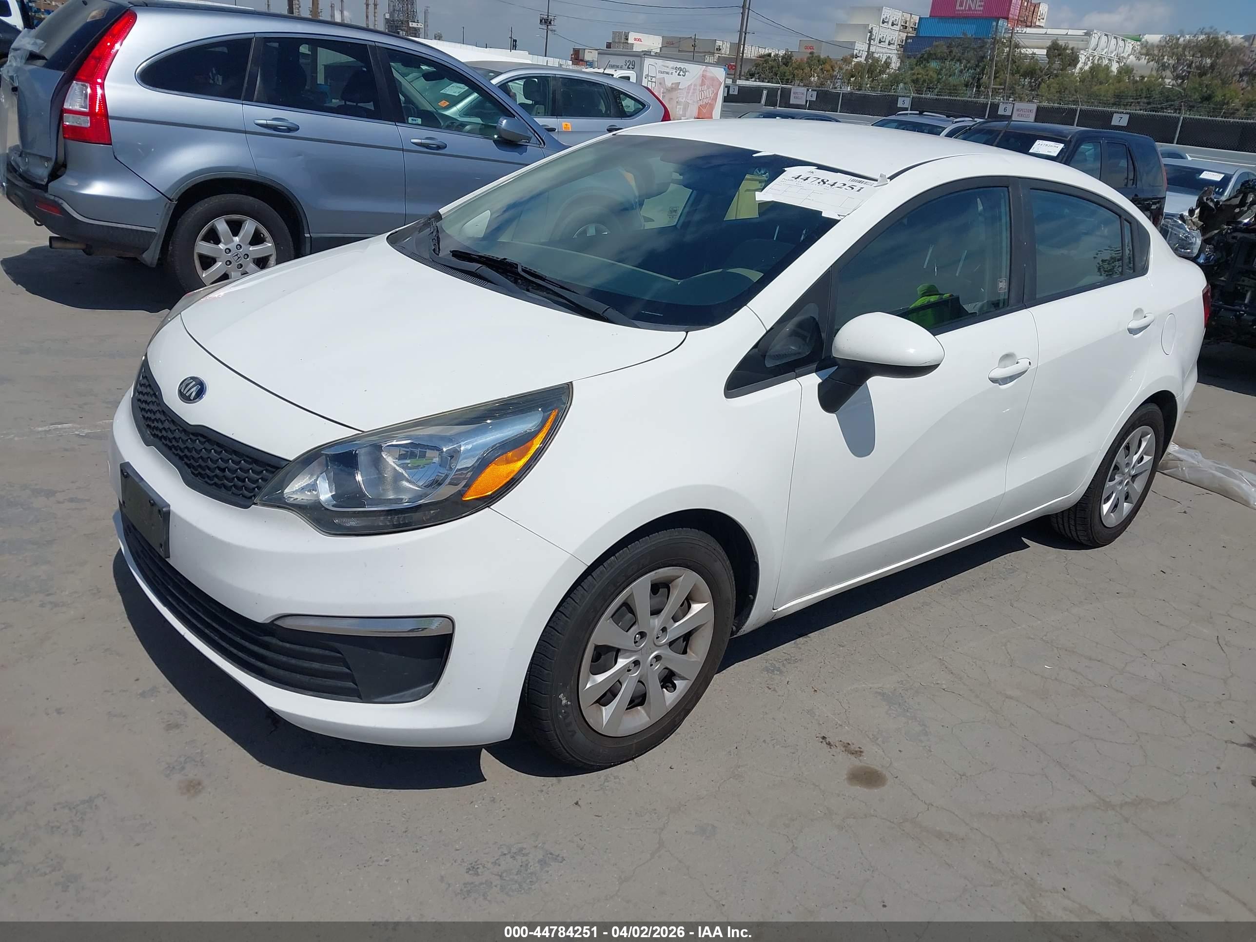 KIA RIO image 2