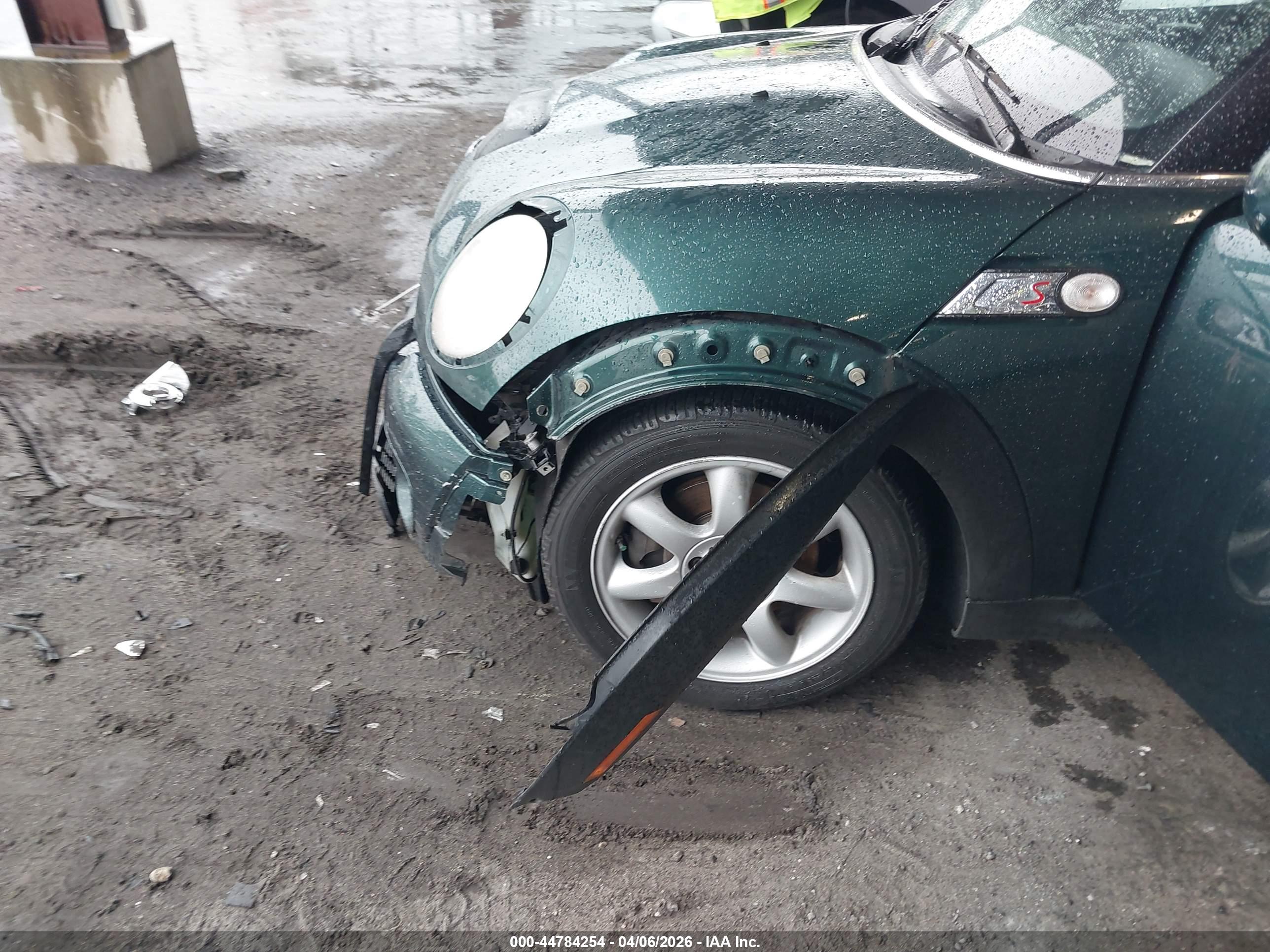 MINI COOPER image 6