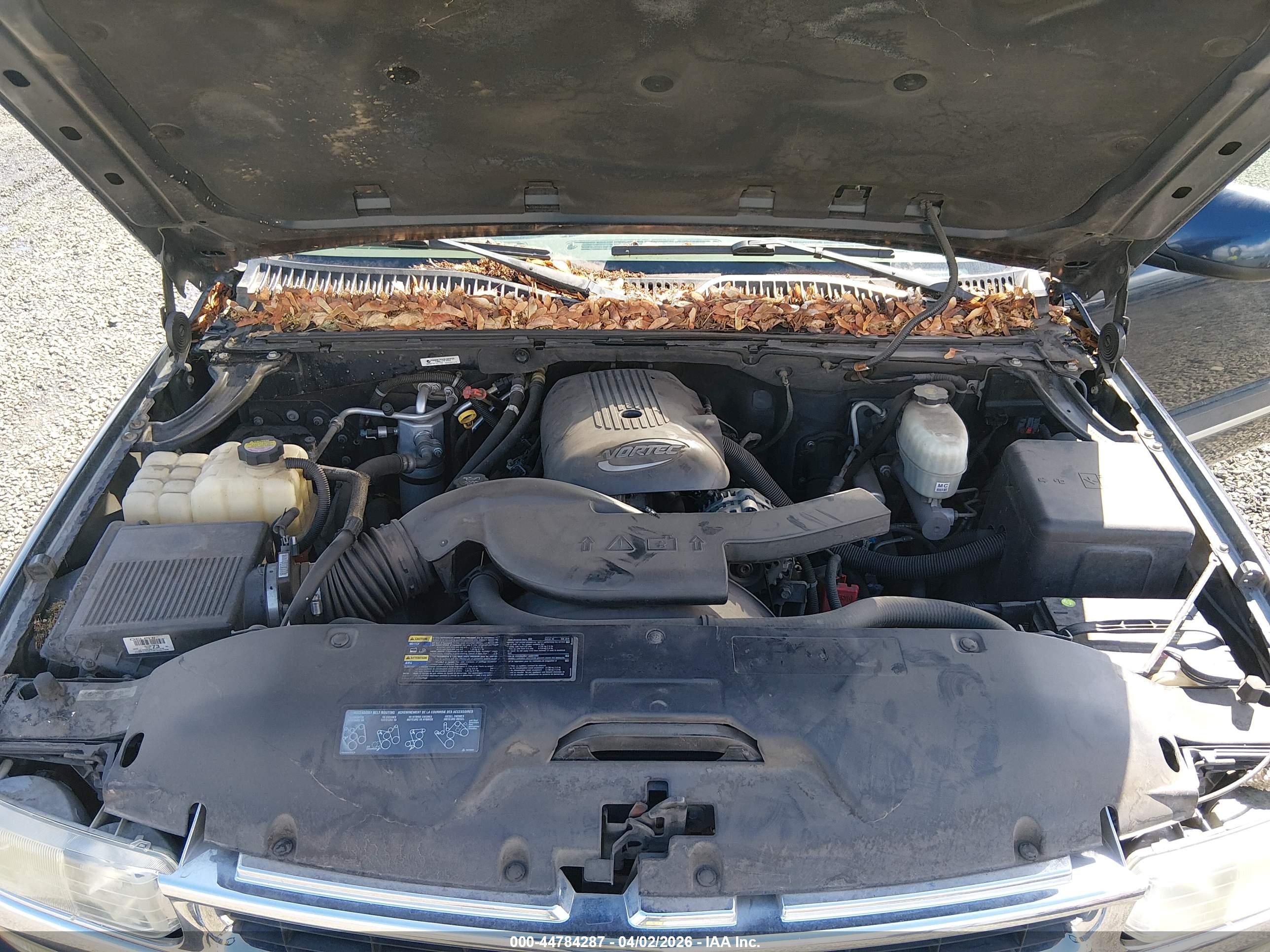 CHEVROLET TAHOE image 10