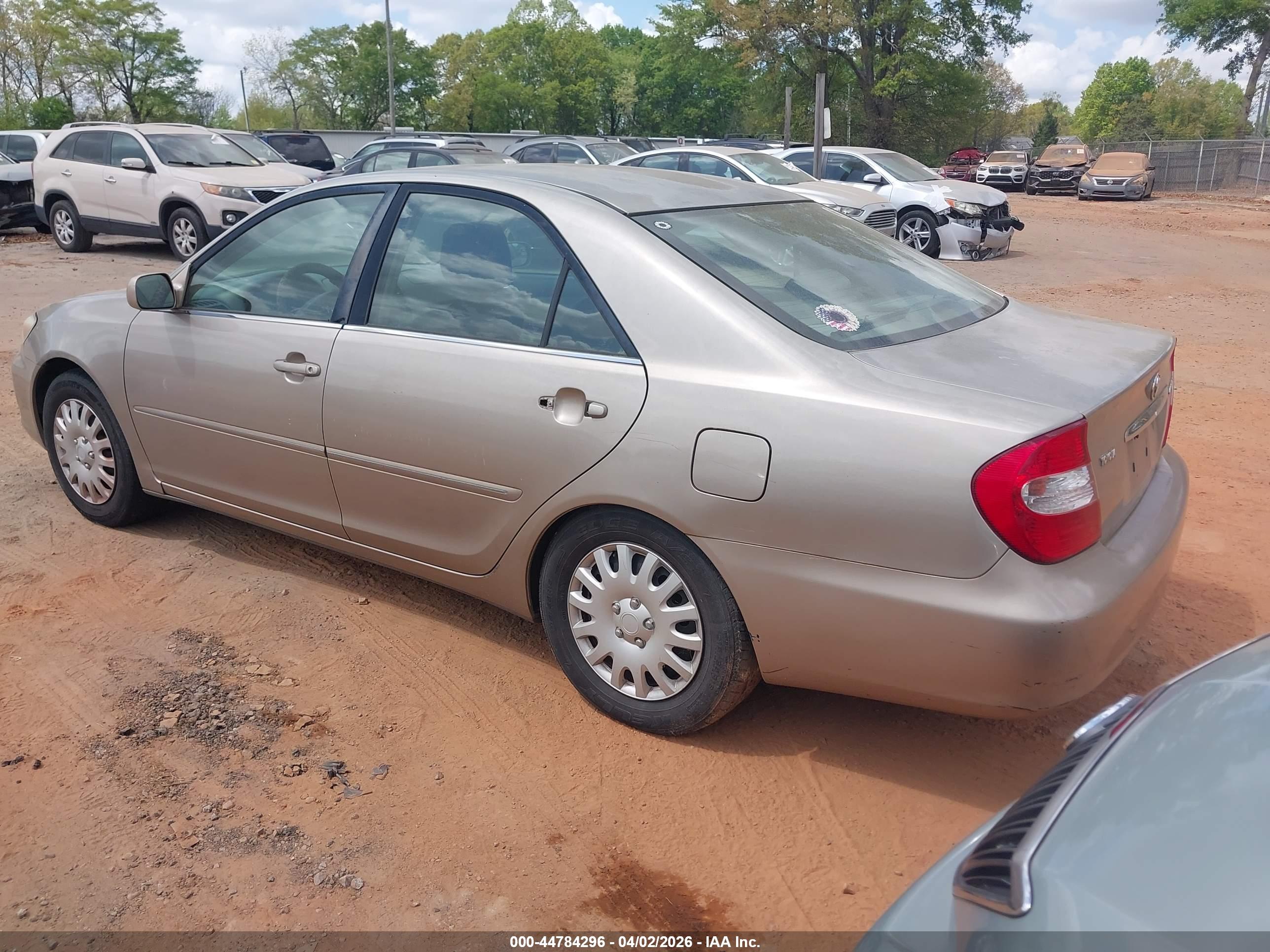 TOYOTA CAMRY image 3