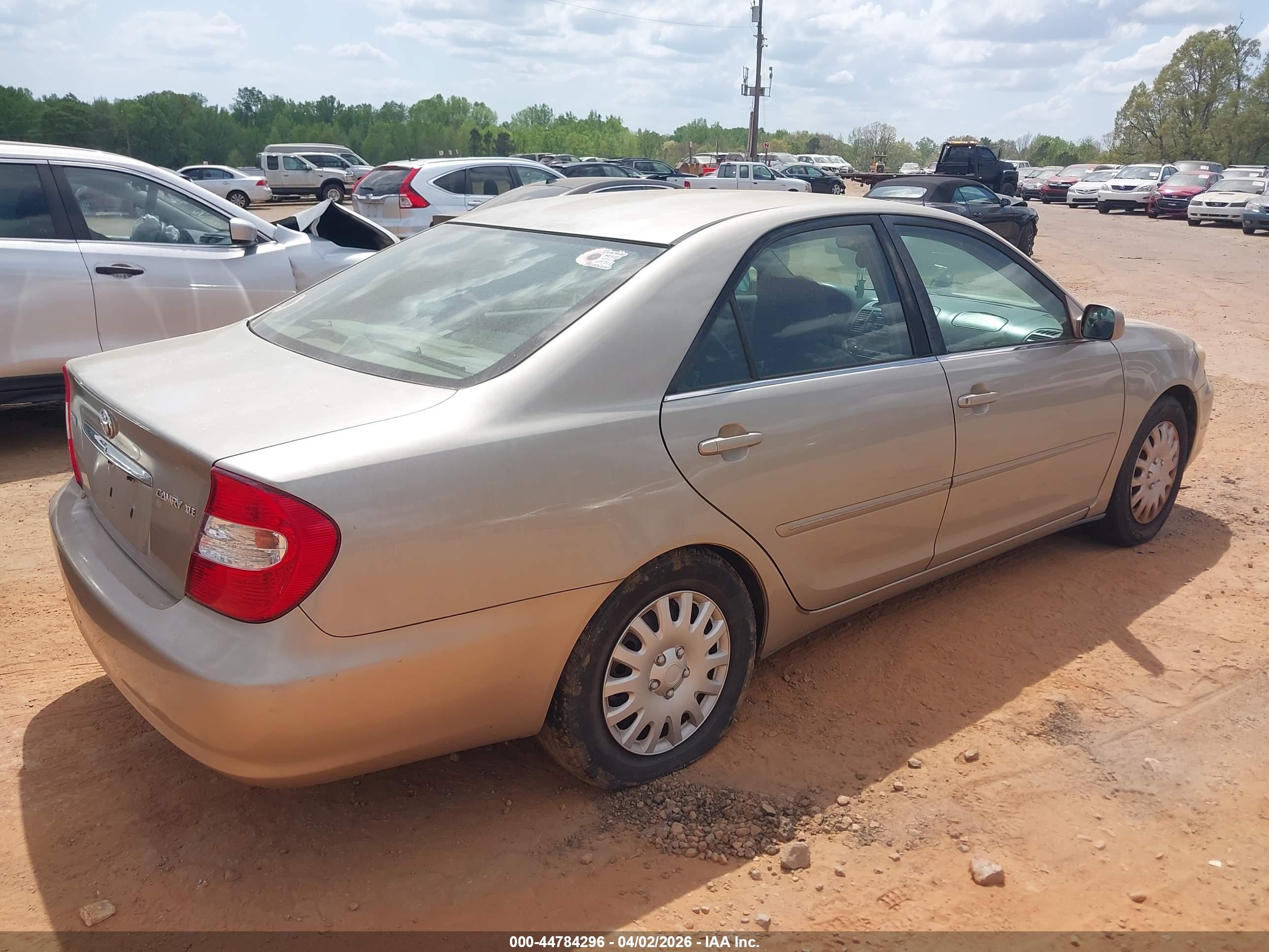TOYOTA CAMRY image 4