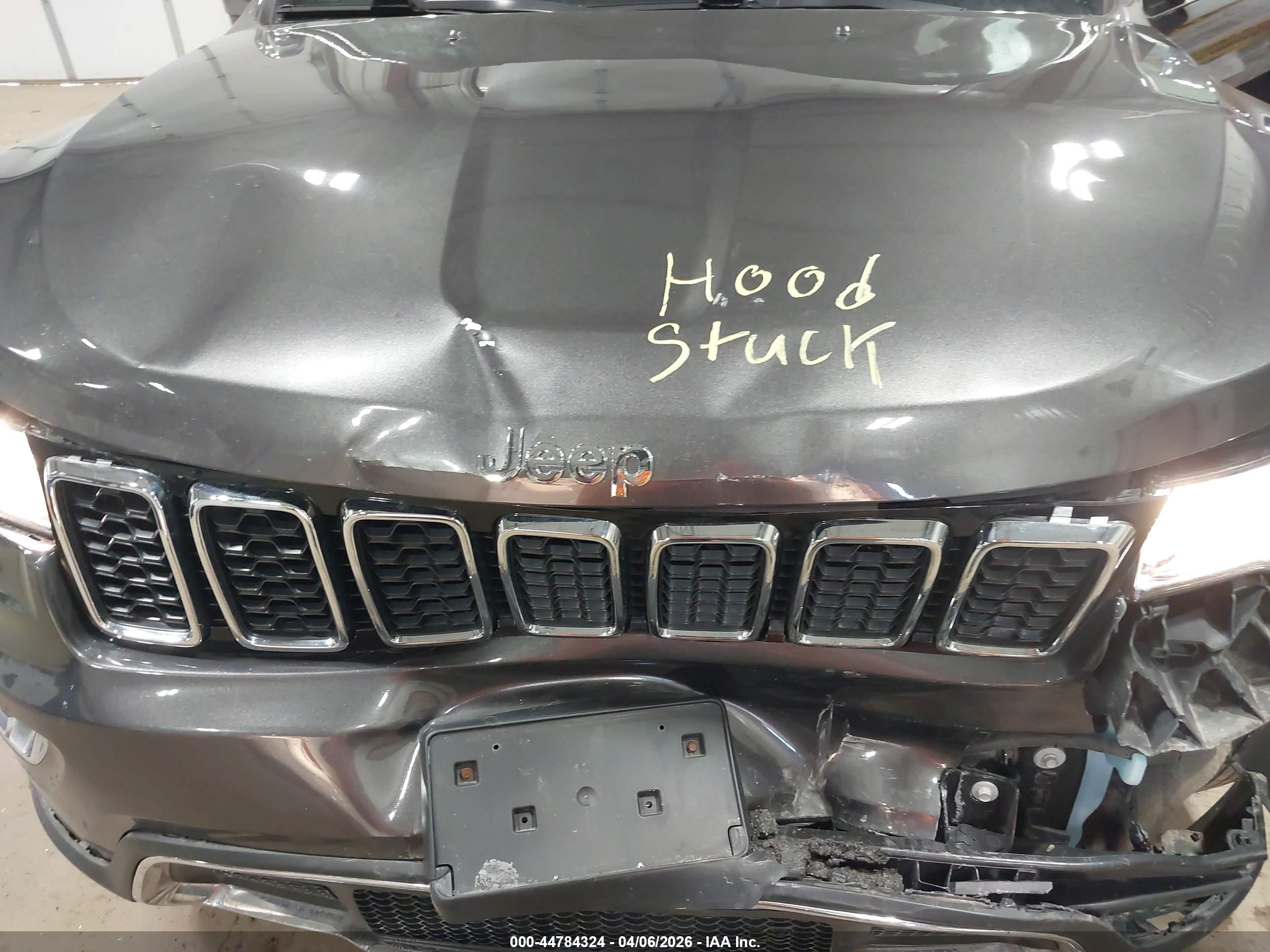 JEEP GRAND image 10
