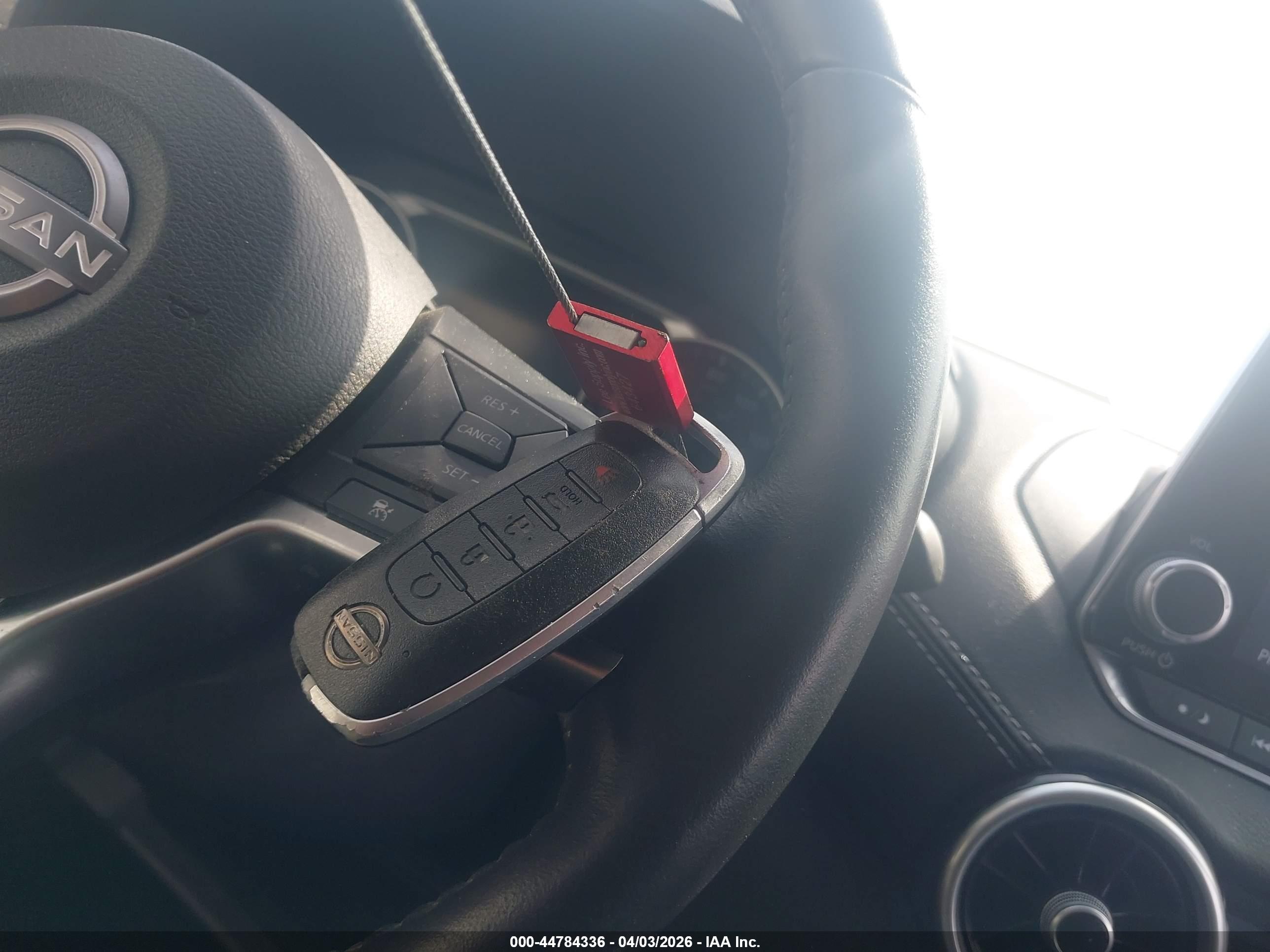 NISSAN SENTRA image 11