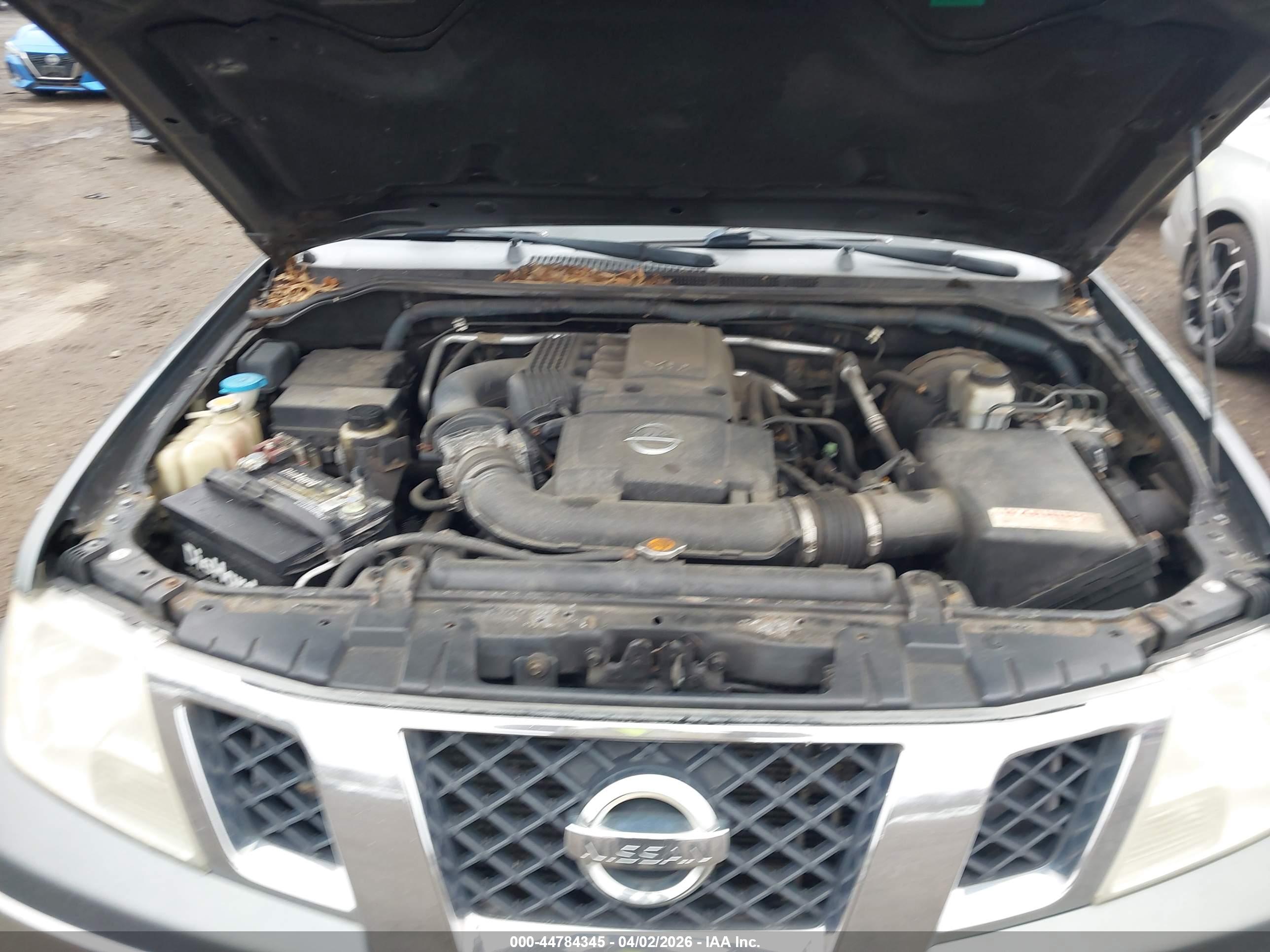 NISSAN FRONTIER image 10