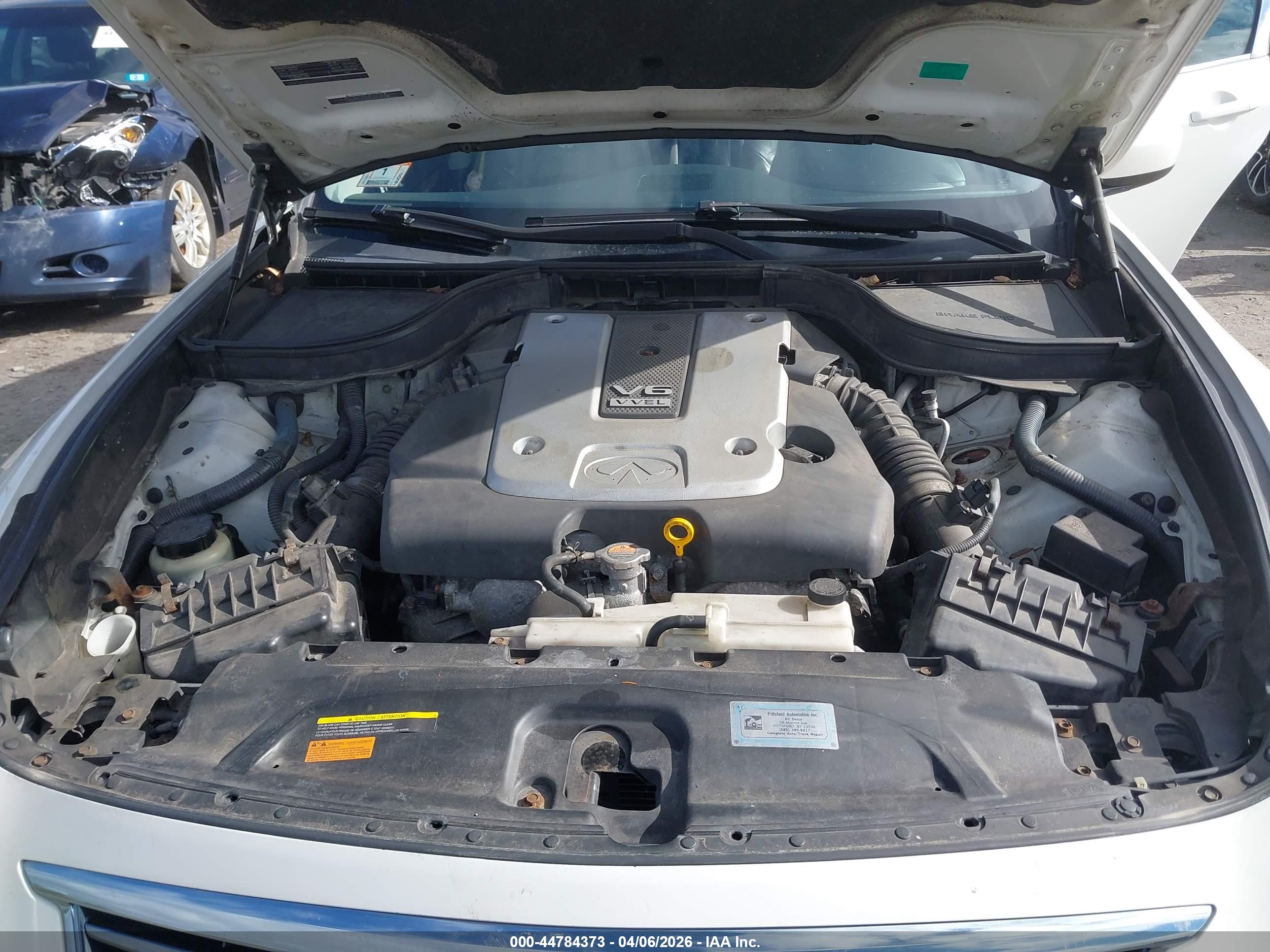 INFINITI G37X image 10