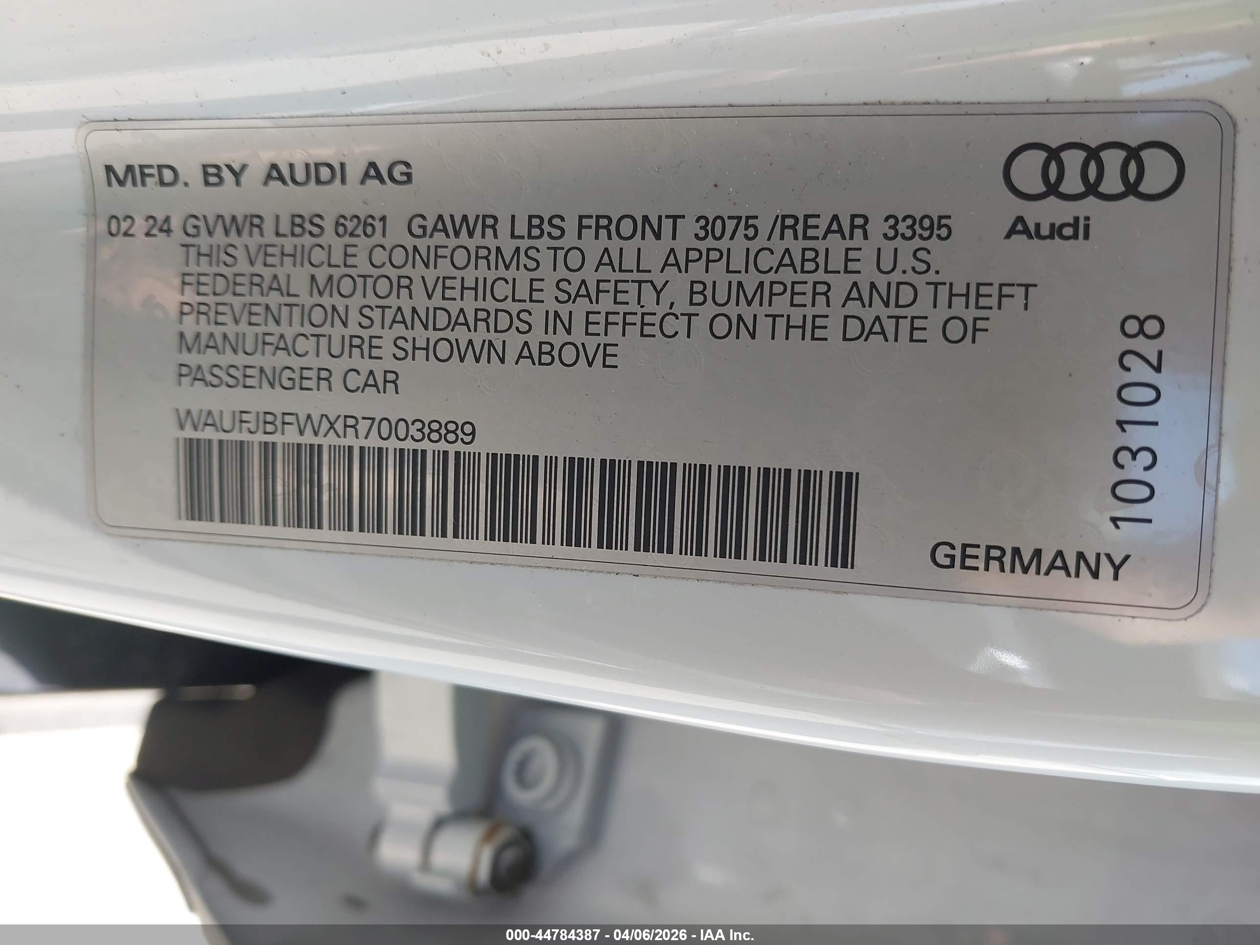 AUDI E-TRON image 9