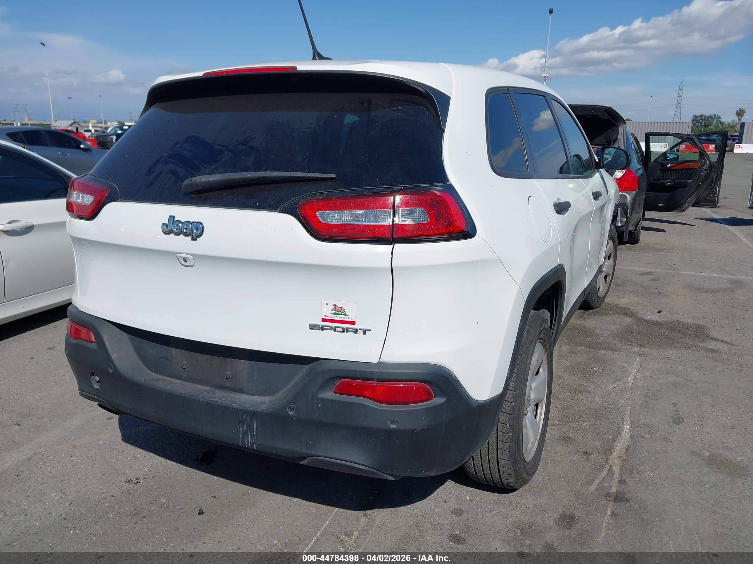 JEEP CHEROKEE image 4