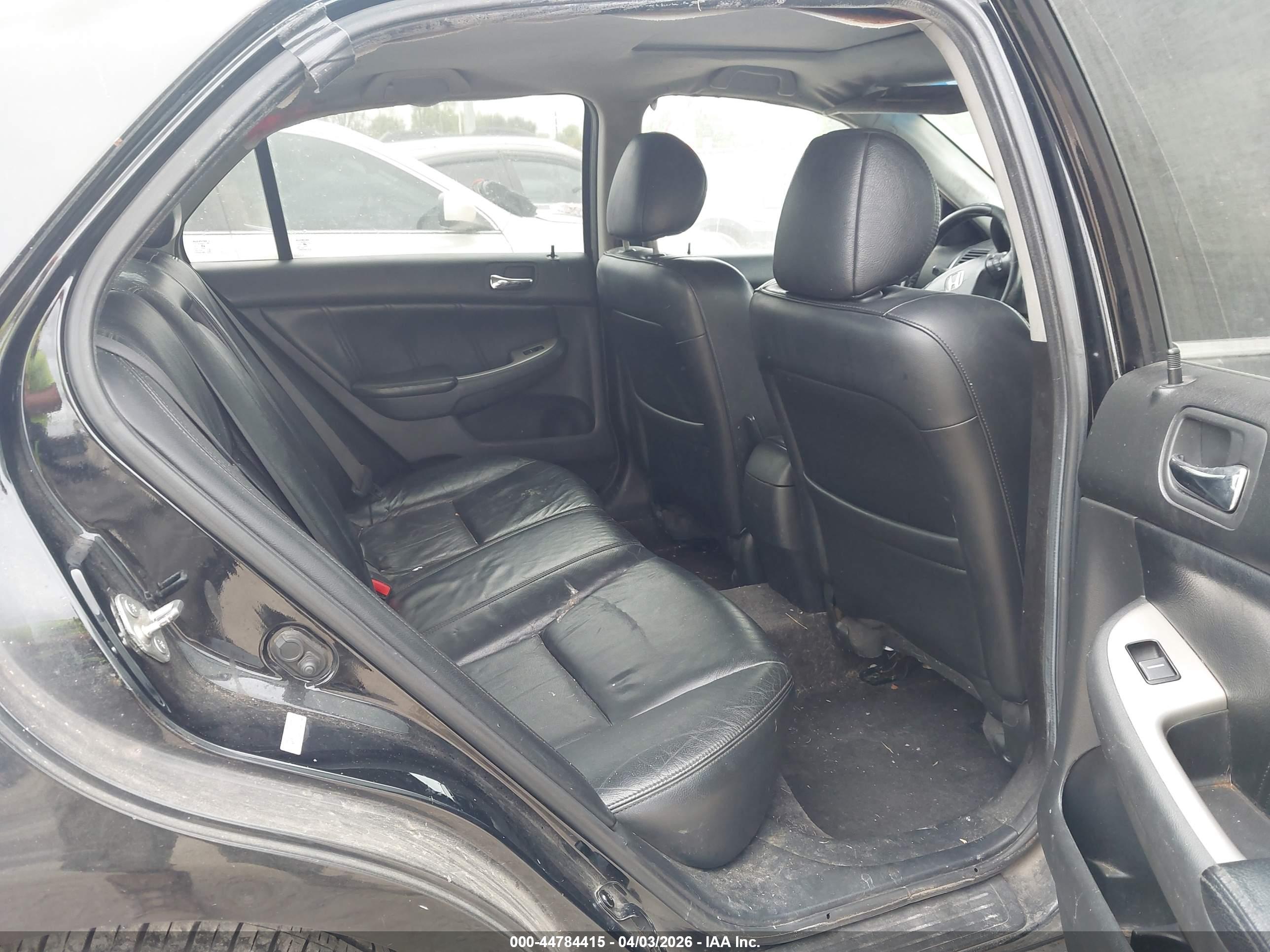HONDA ACCORD image 8