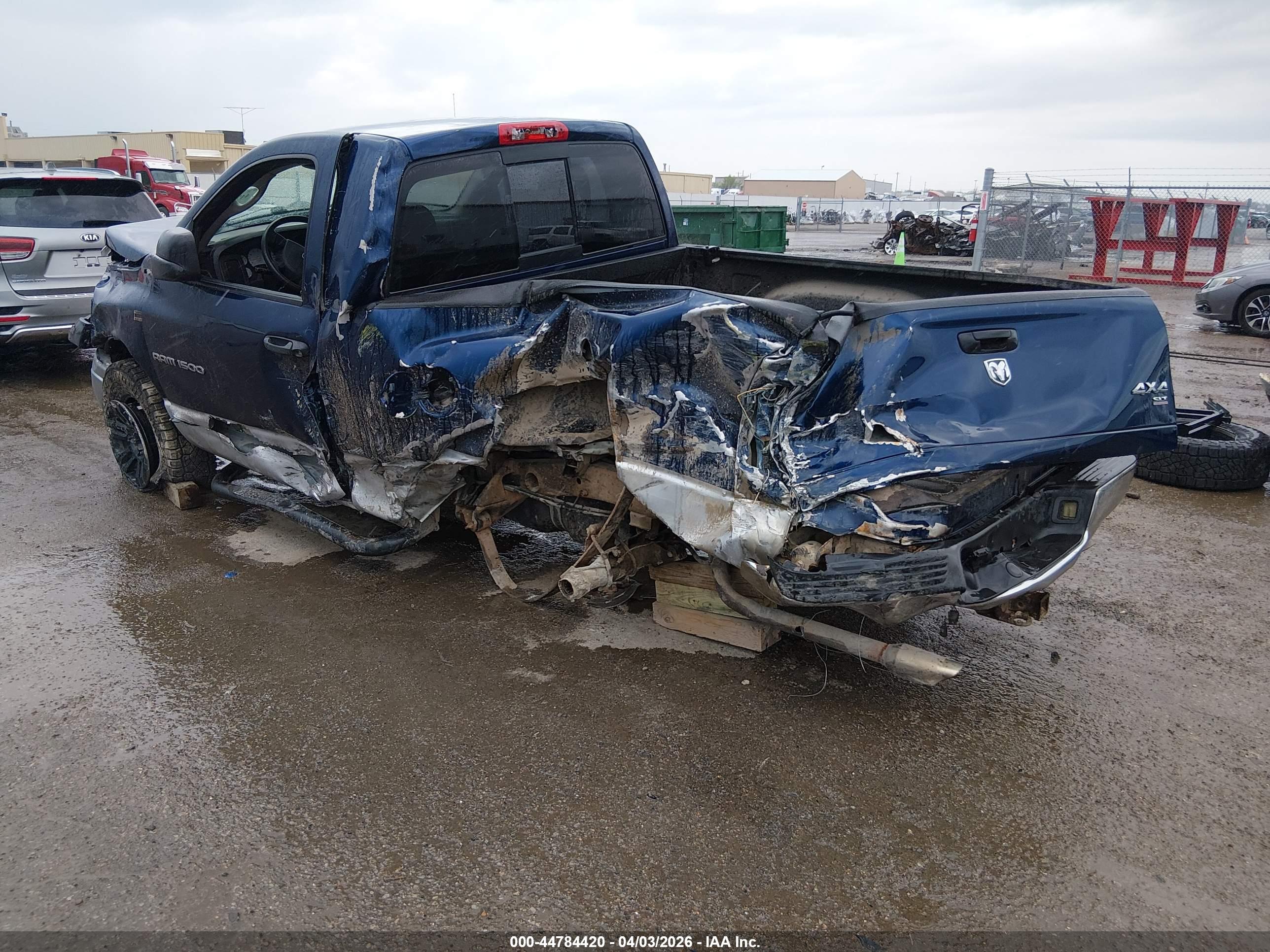 DODGE RAM image 3