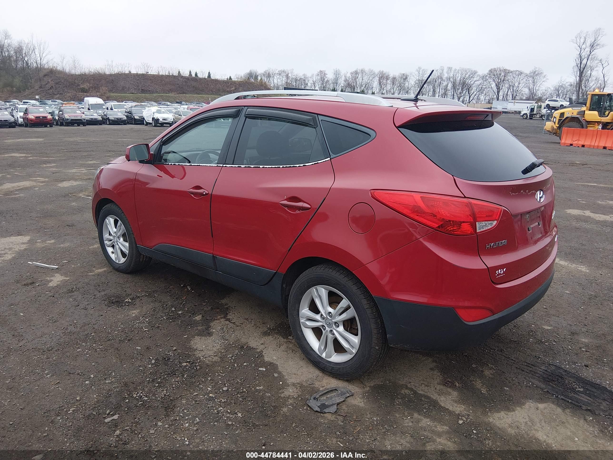 HYUNDAI TUCSON image 3