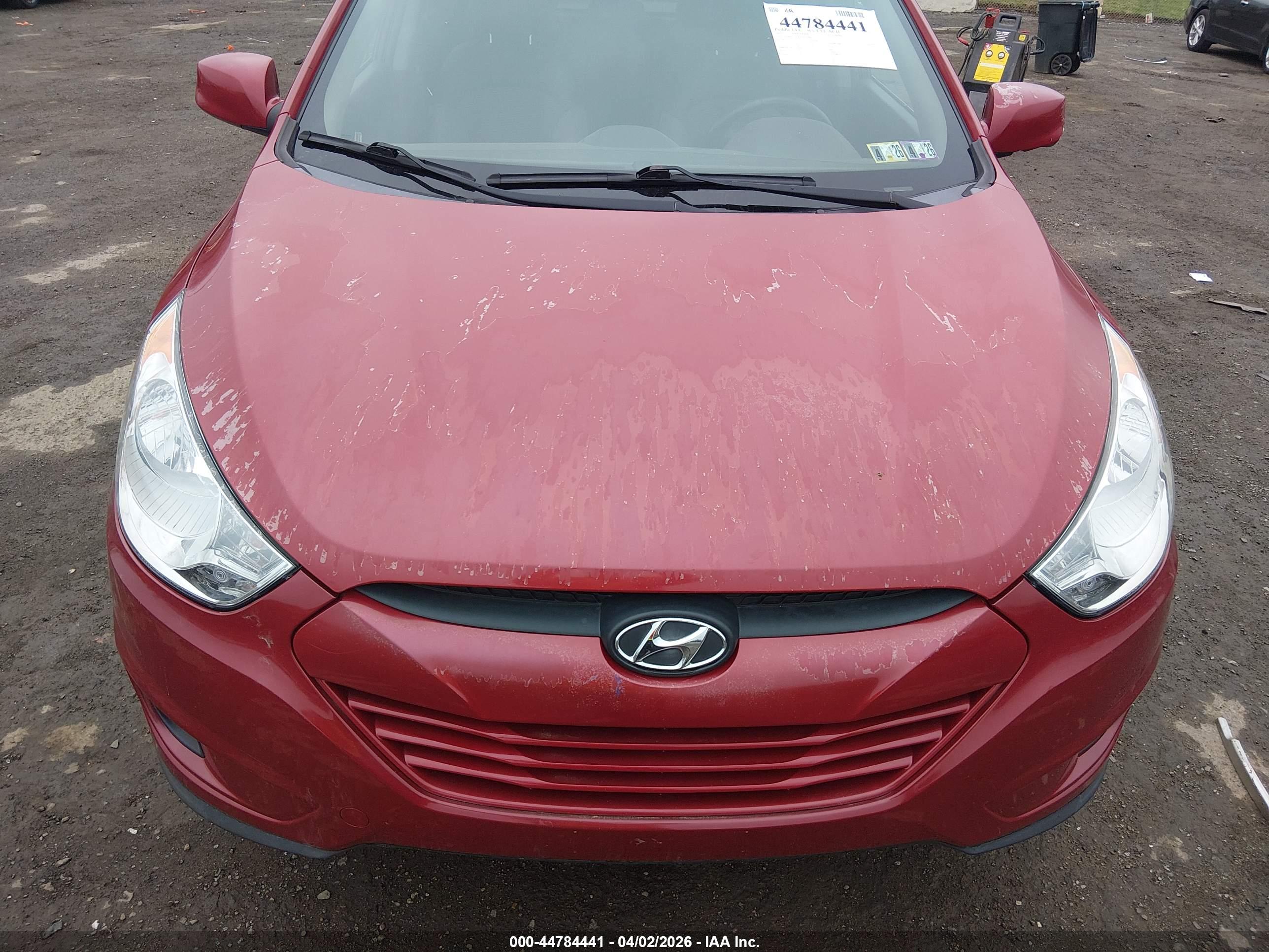 HYUNDAI TUCSON image 6