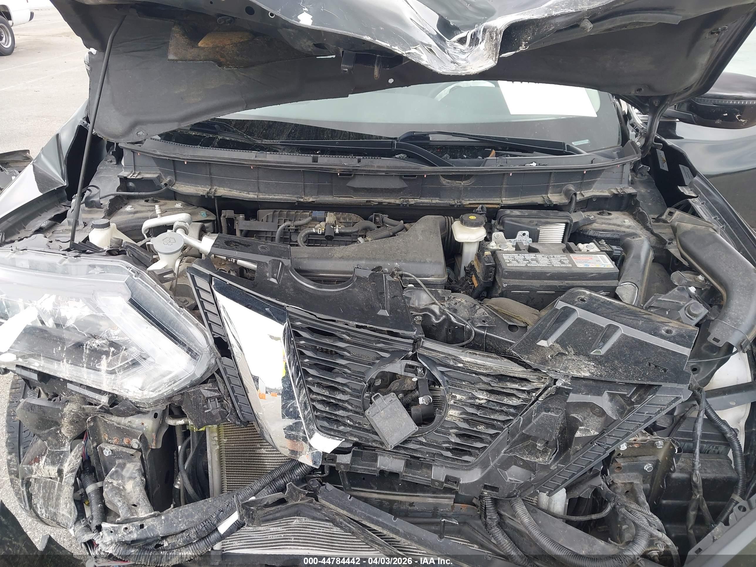 NISSAN ROGUE image 10