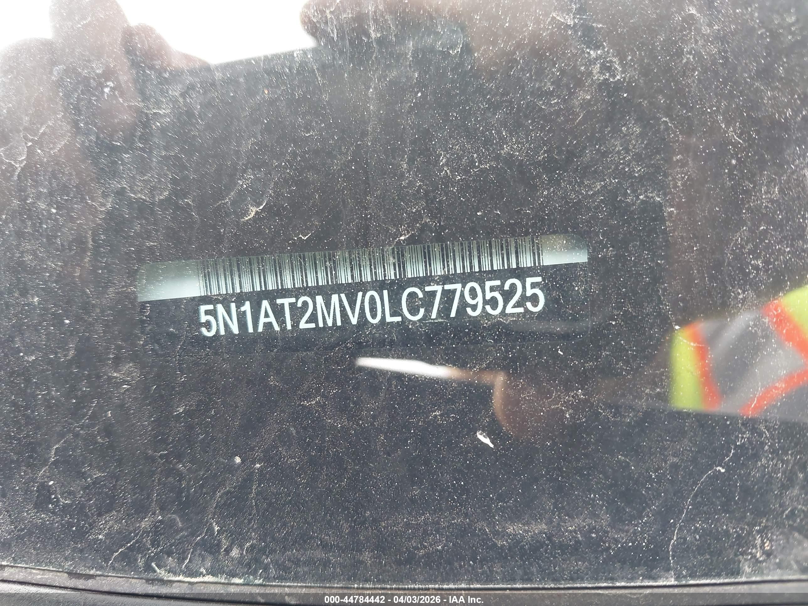 NISSAN ROGUE image 9
