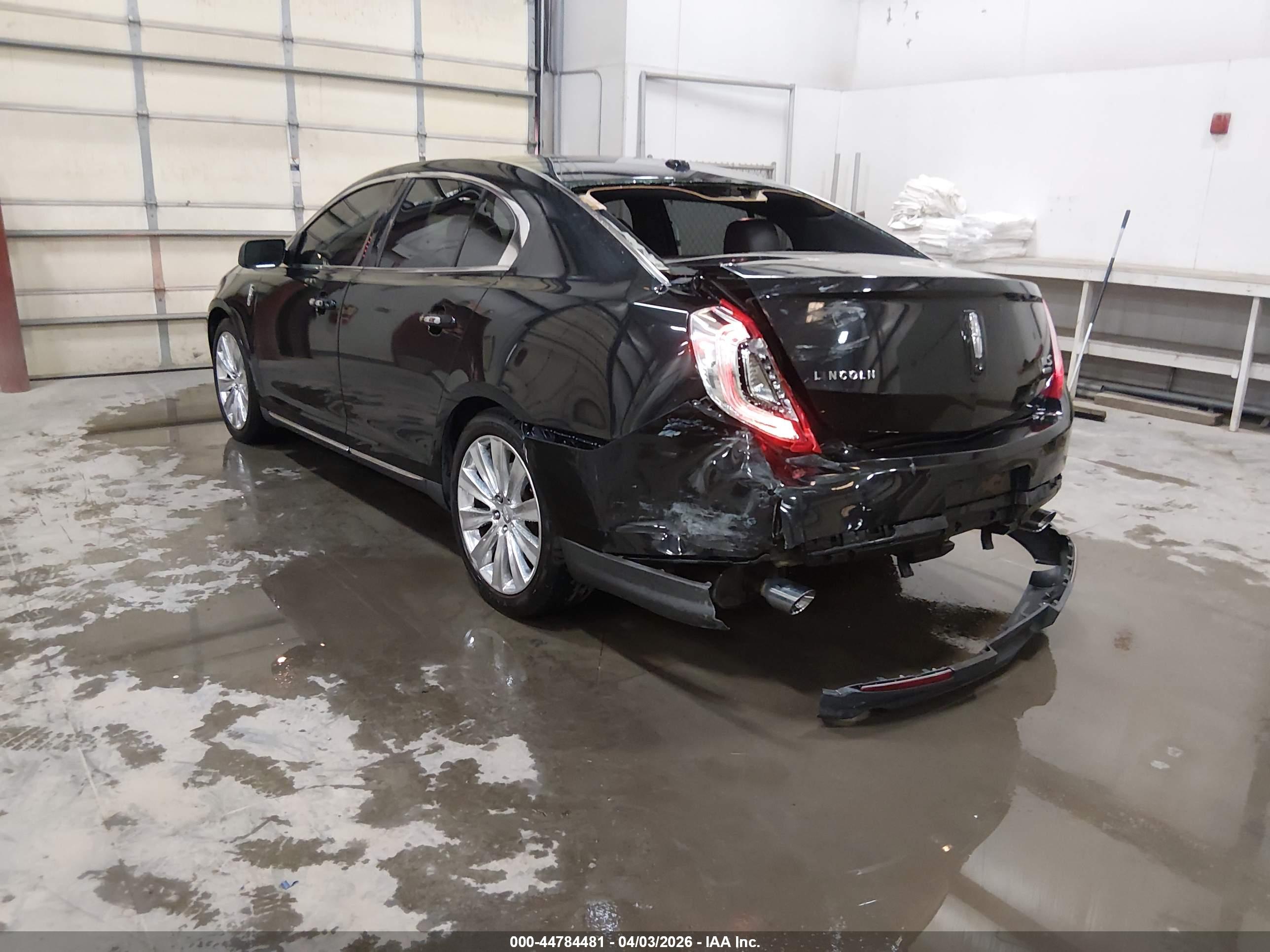 LINCOLN MKS image 3