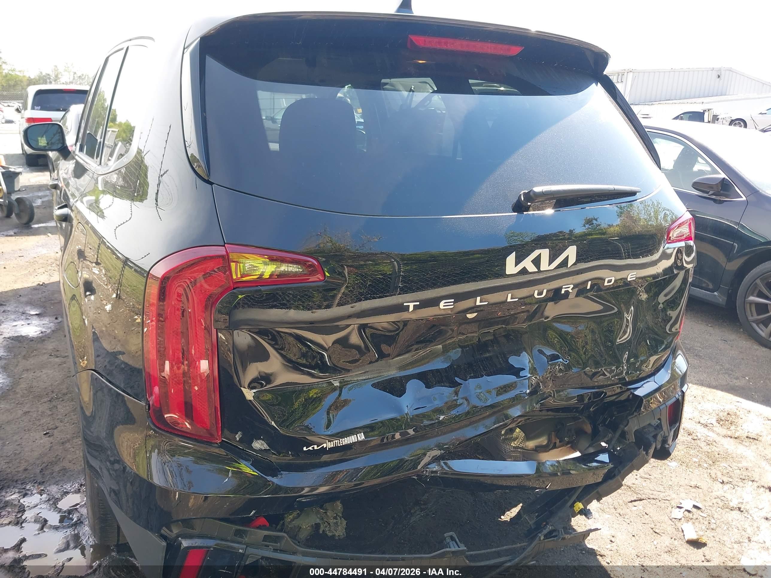 KIA TELLURIDE image 6