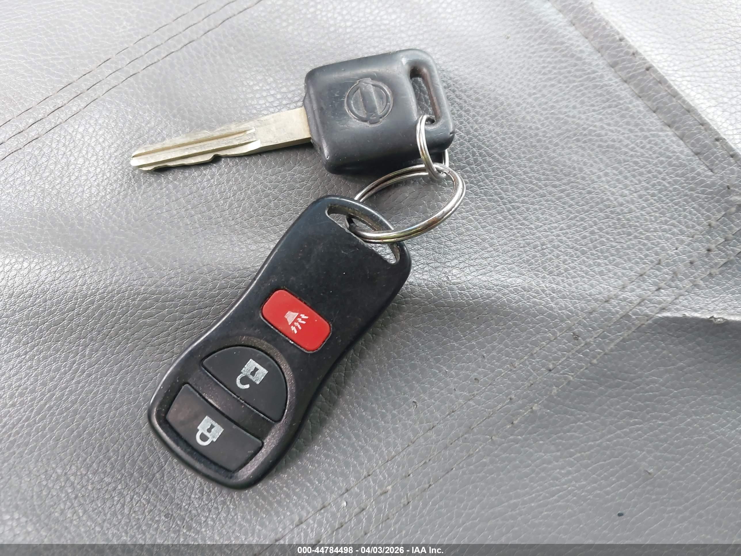 NISSAN NV image 11