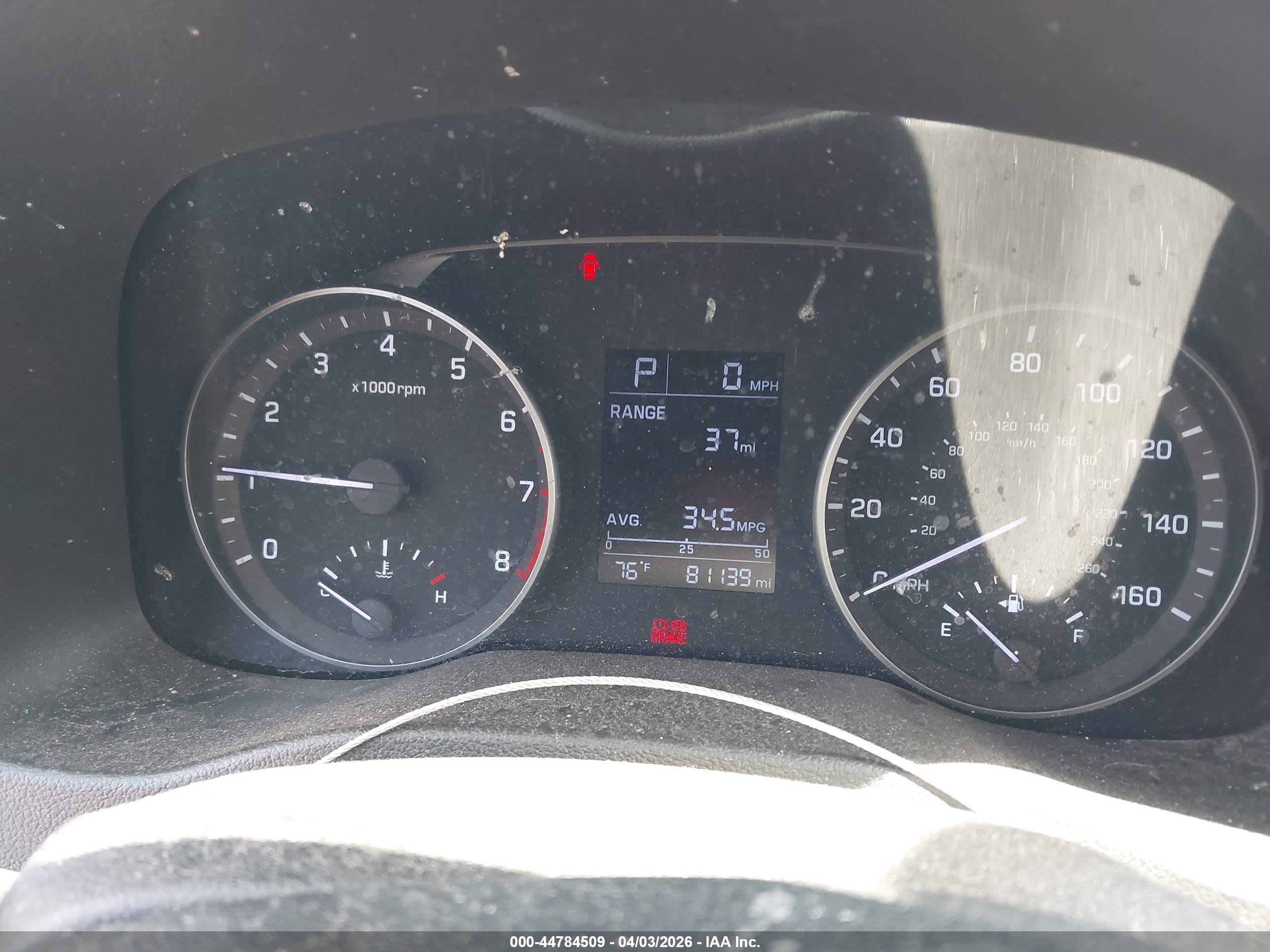 HYUNDAI ELANTRA image 7