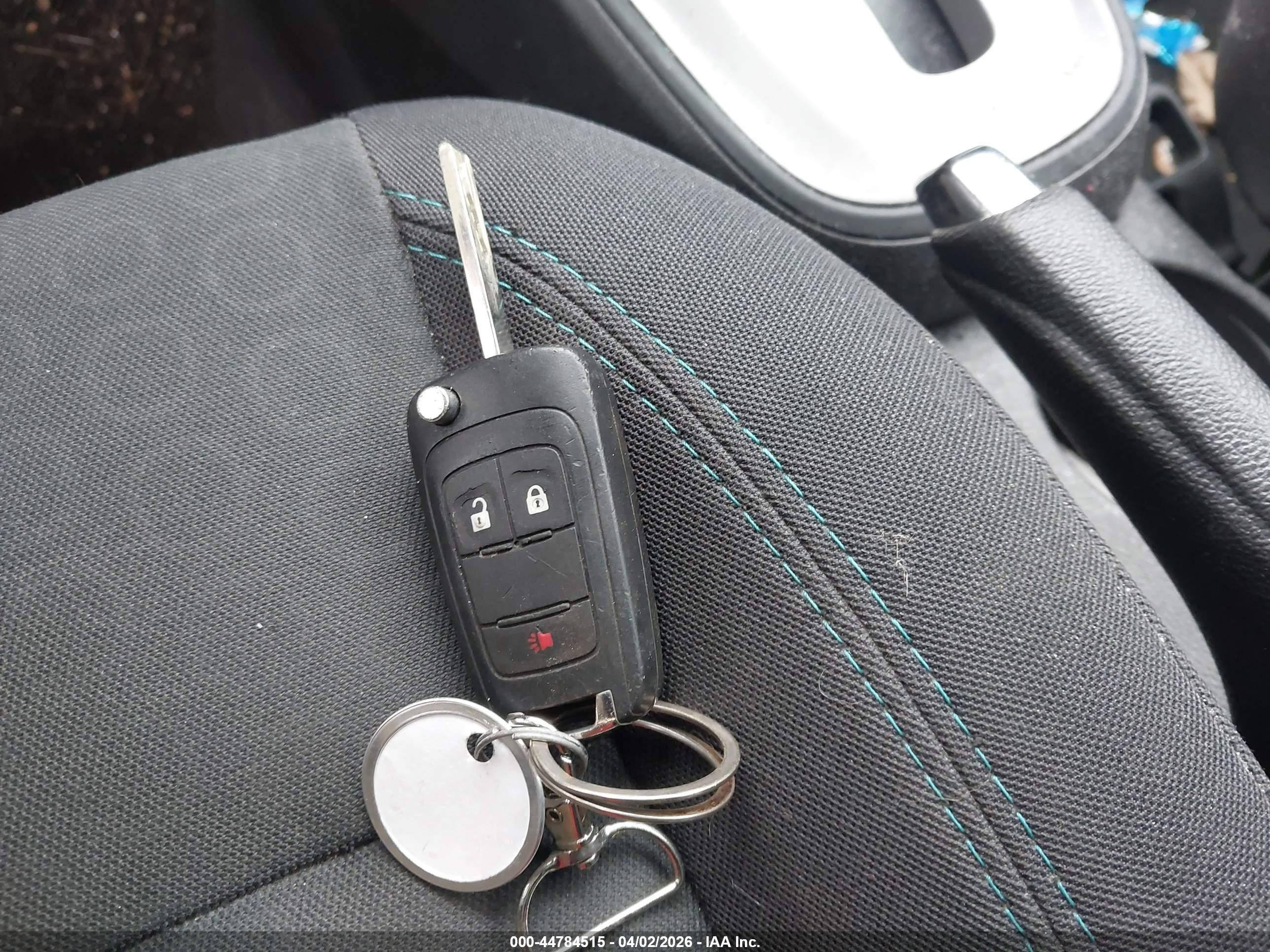 CHEVROLET TRAX image 11