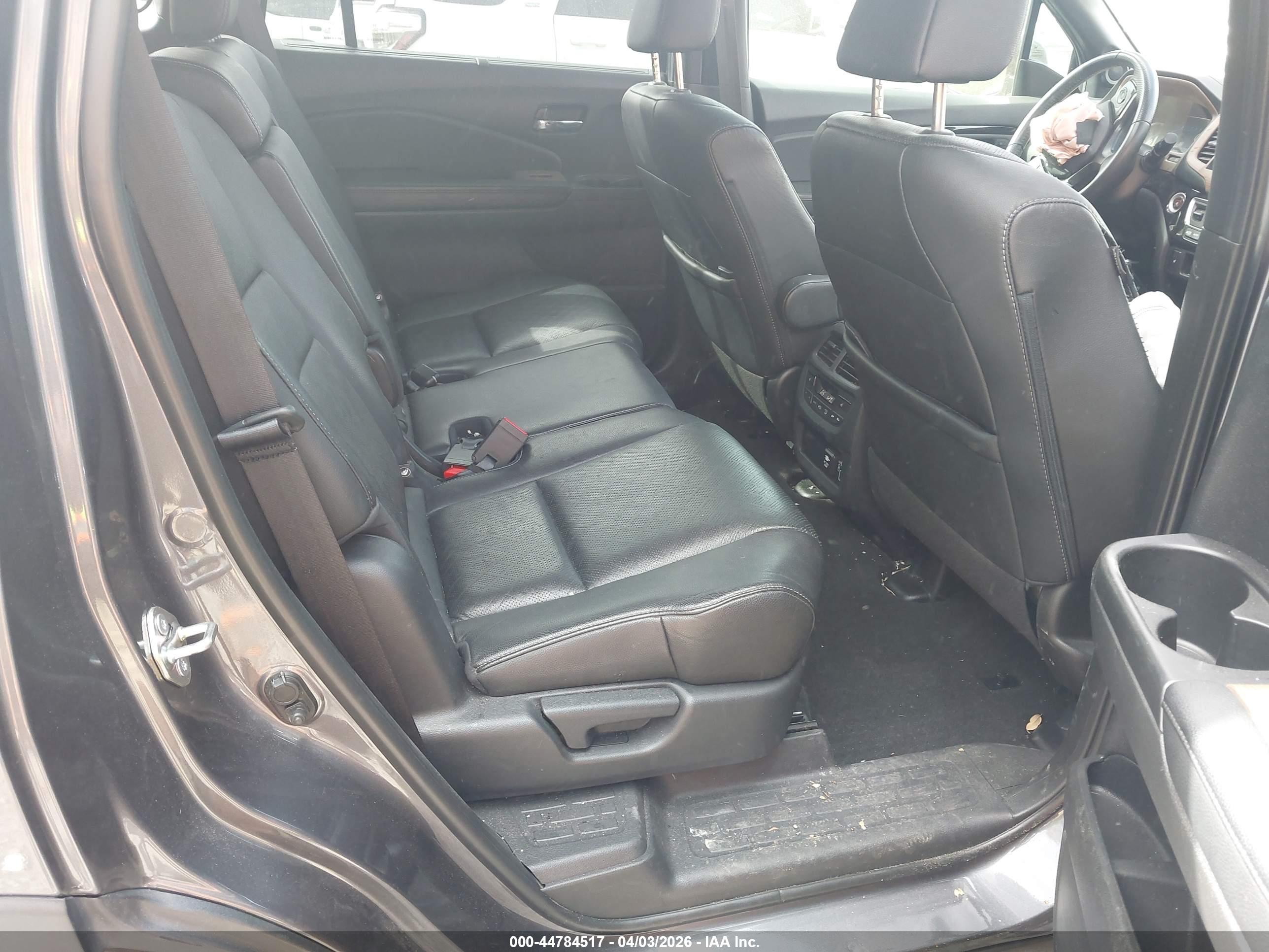 HONDA PASSPORT image 8
