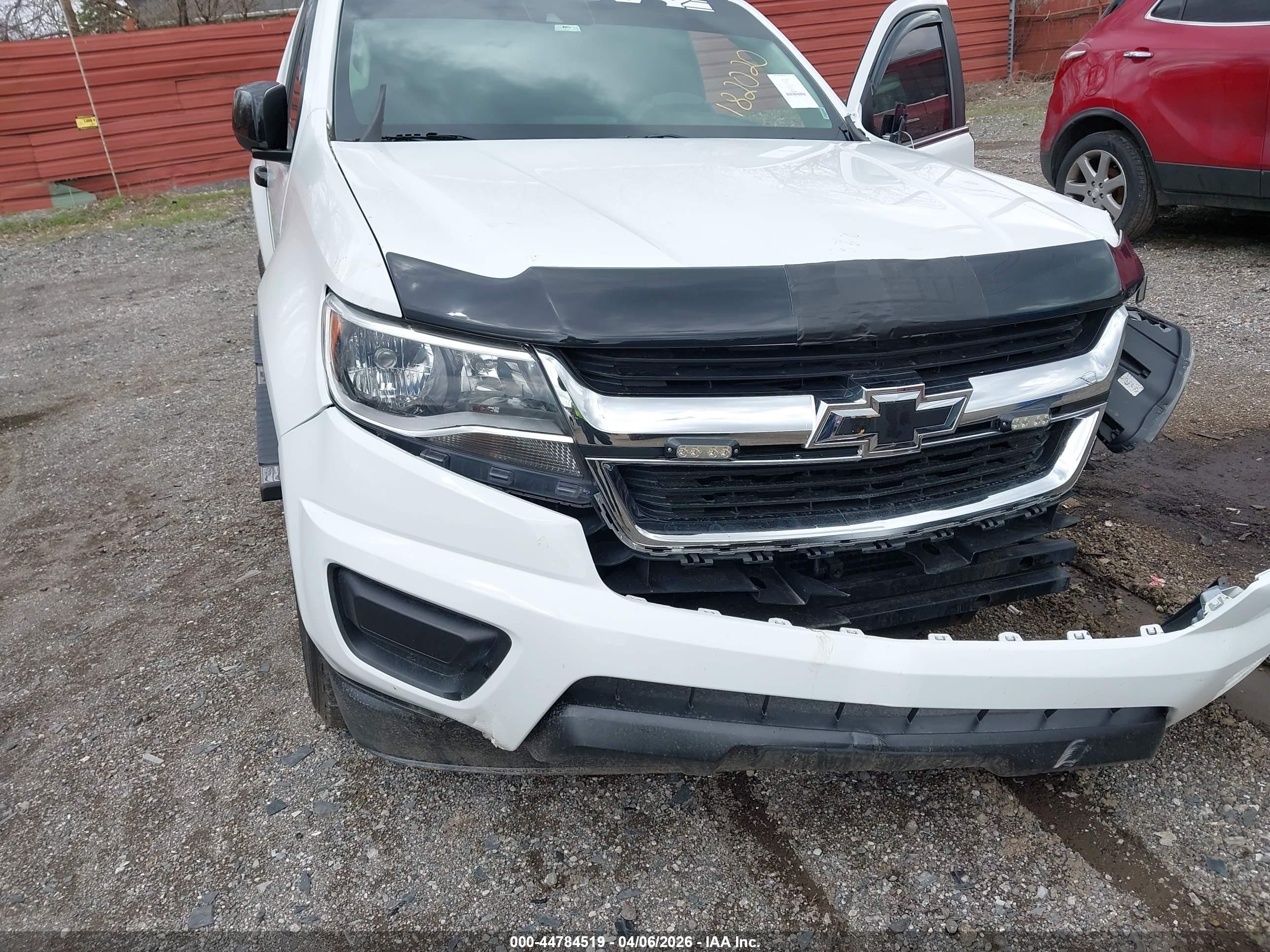CHEVROLET COLORADO image 6