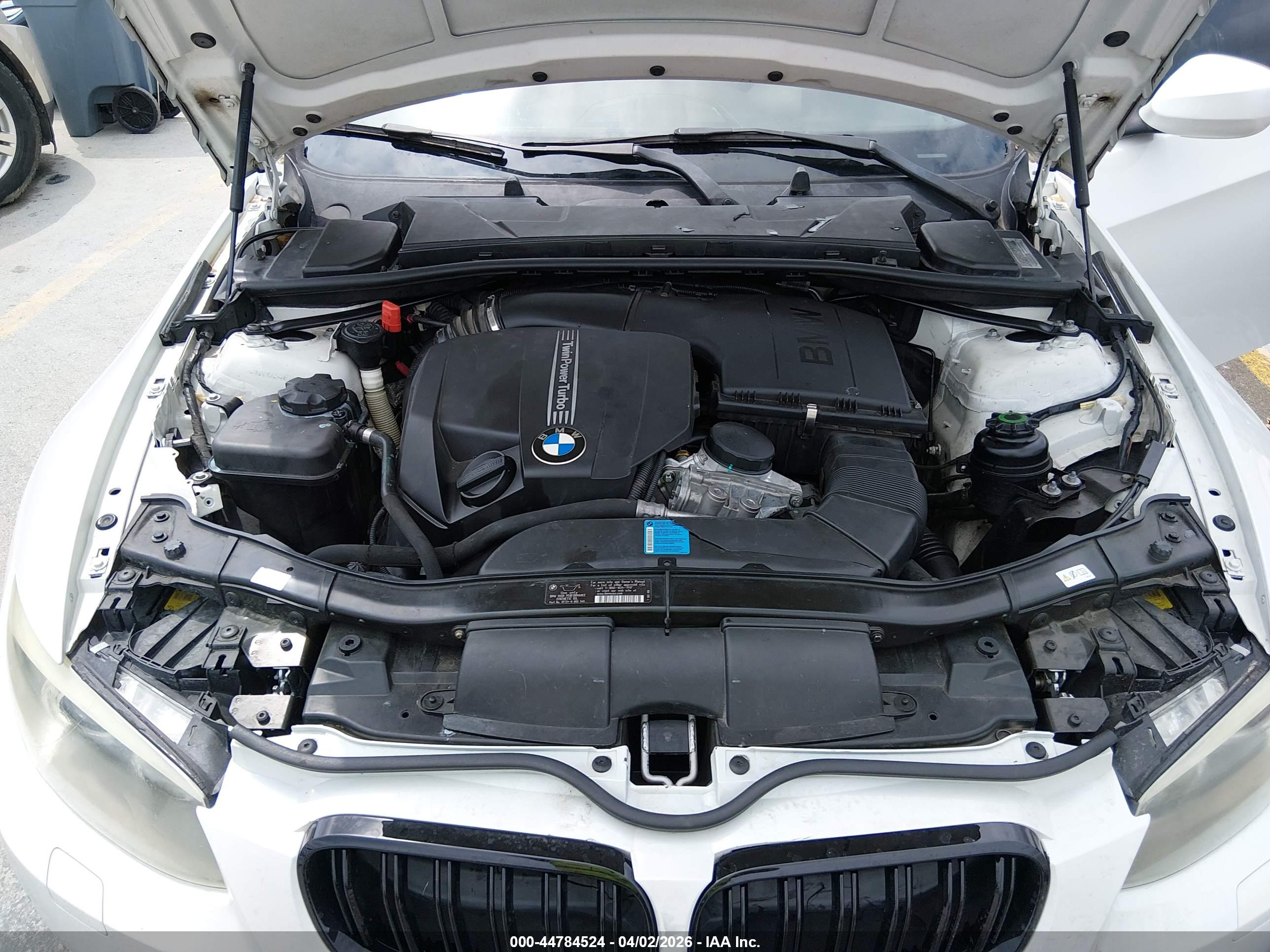 BMW 335I image 10
