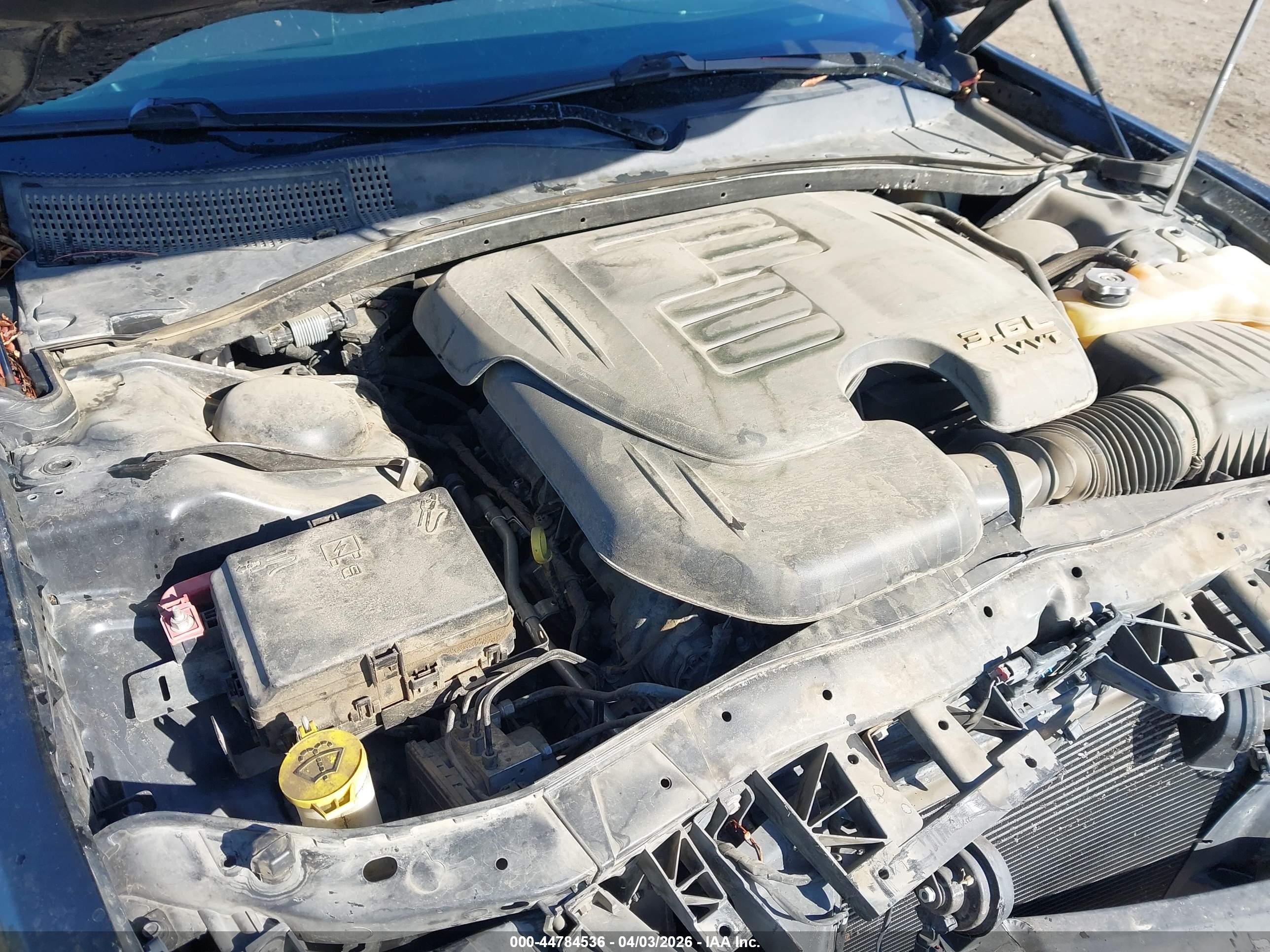 CHRYSLER 300C image 10