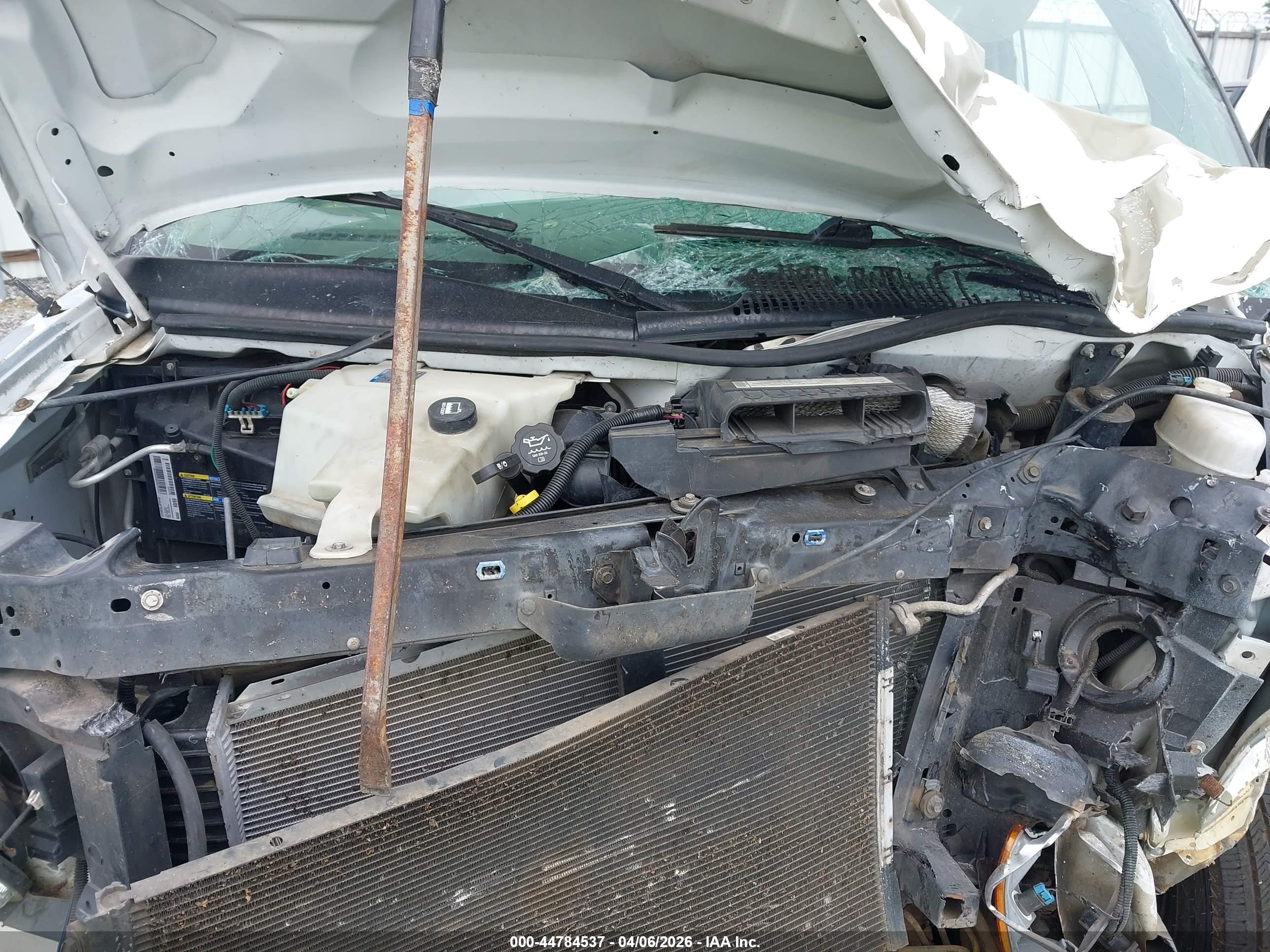 CHEVROLET EXPRESS image 10