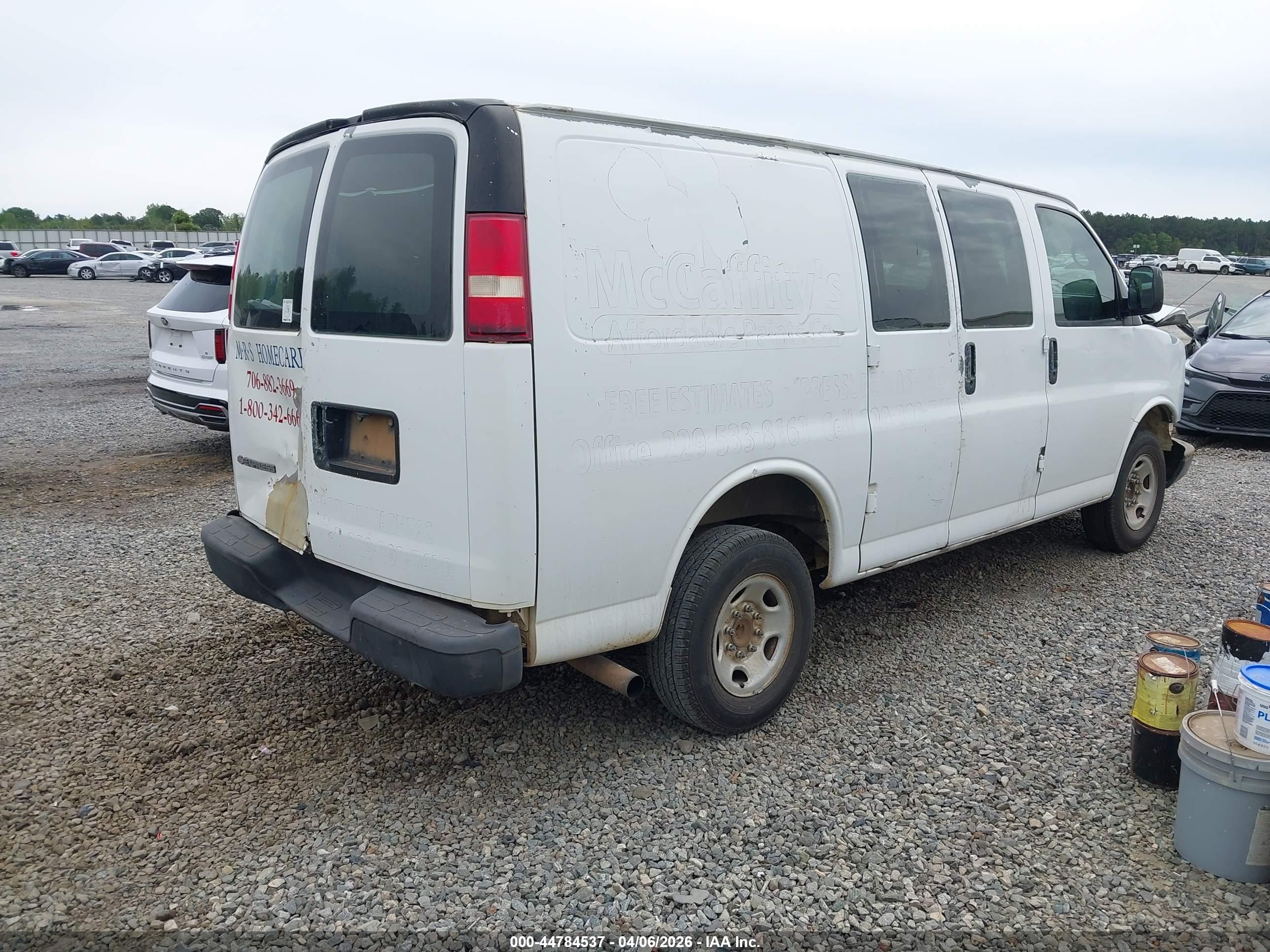 CHEVROLET EXPRESS image 4