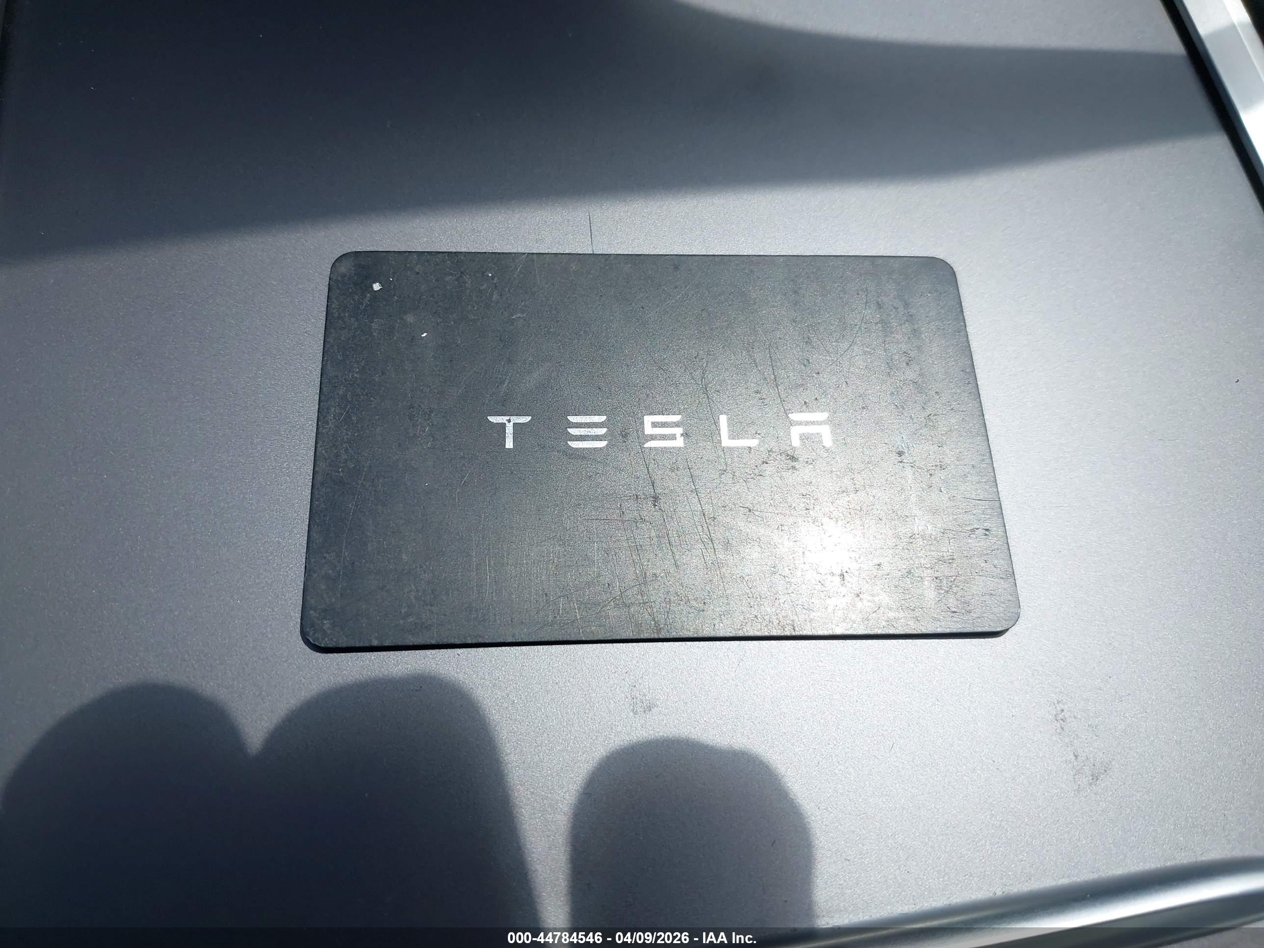 TESLA MODEL image 11