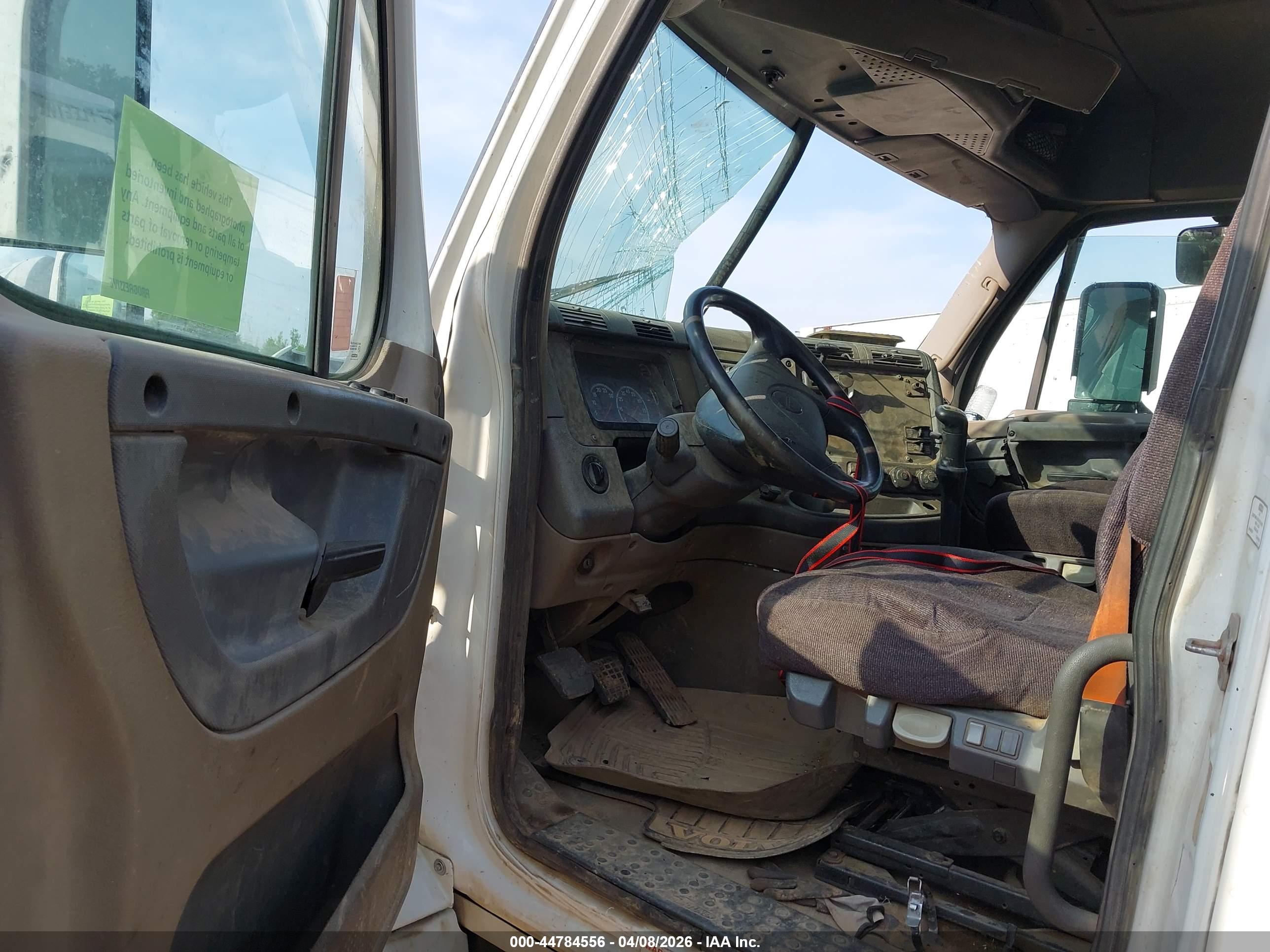 FREIGHTLINER CASCADIA image 7