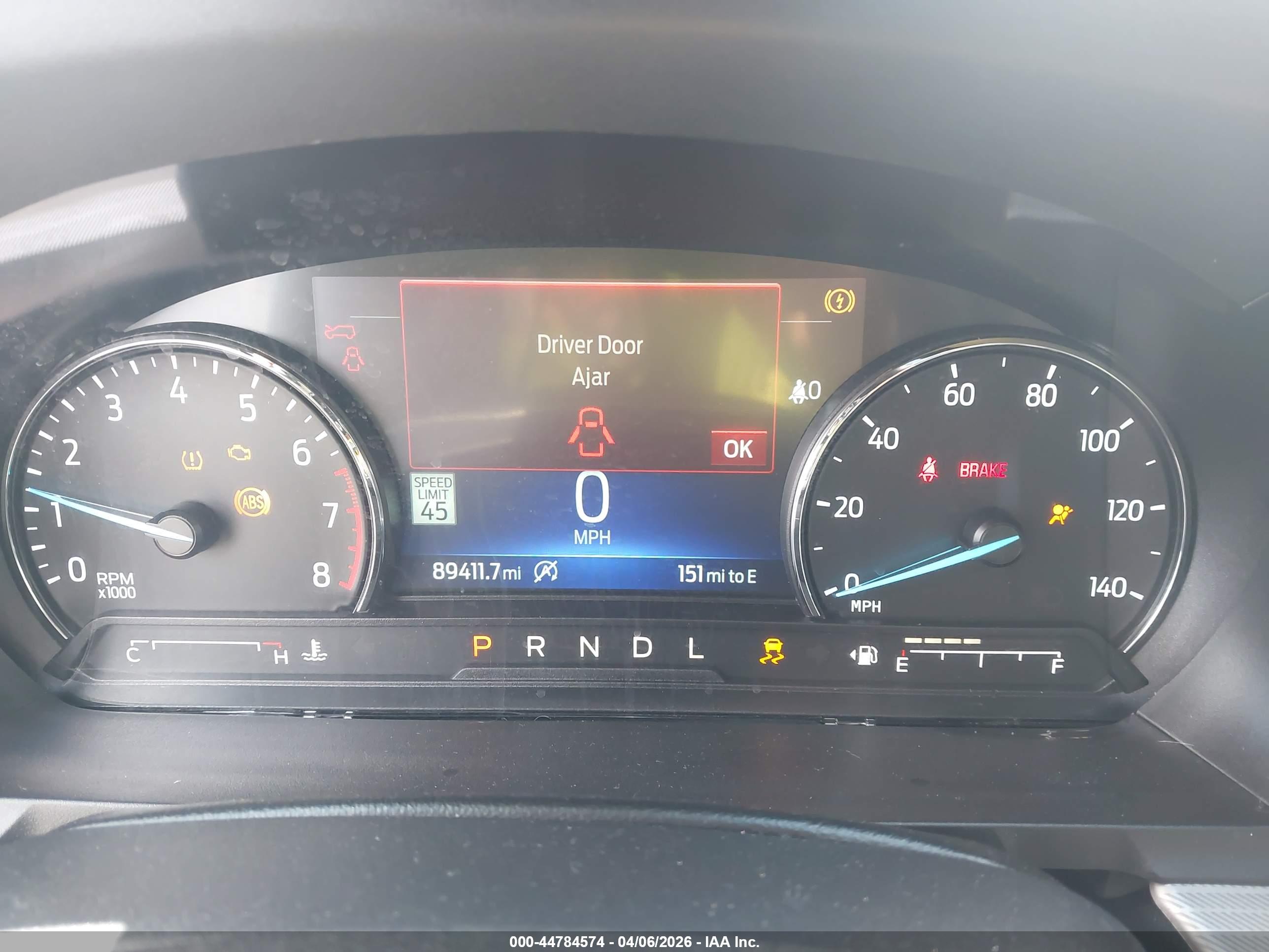 FORD EXPLORER image 7