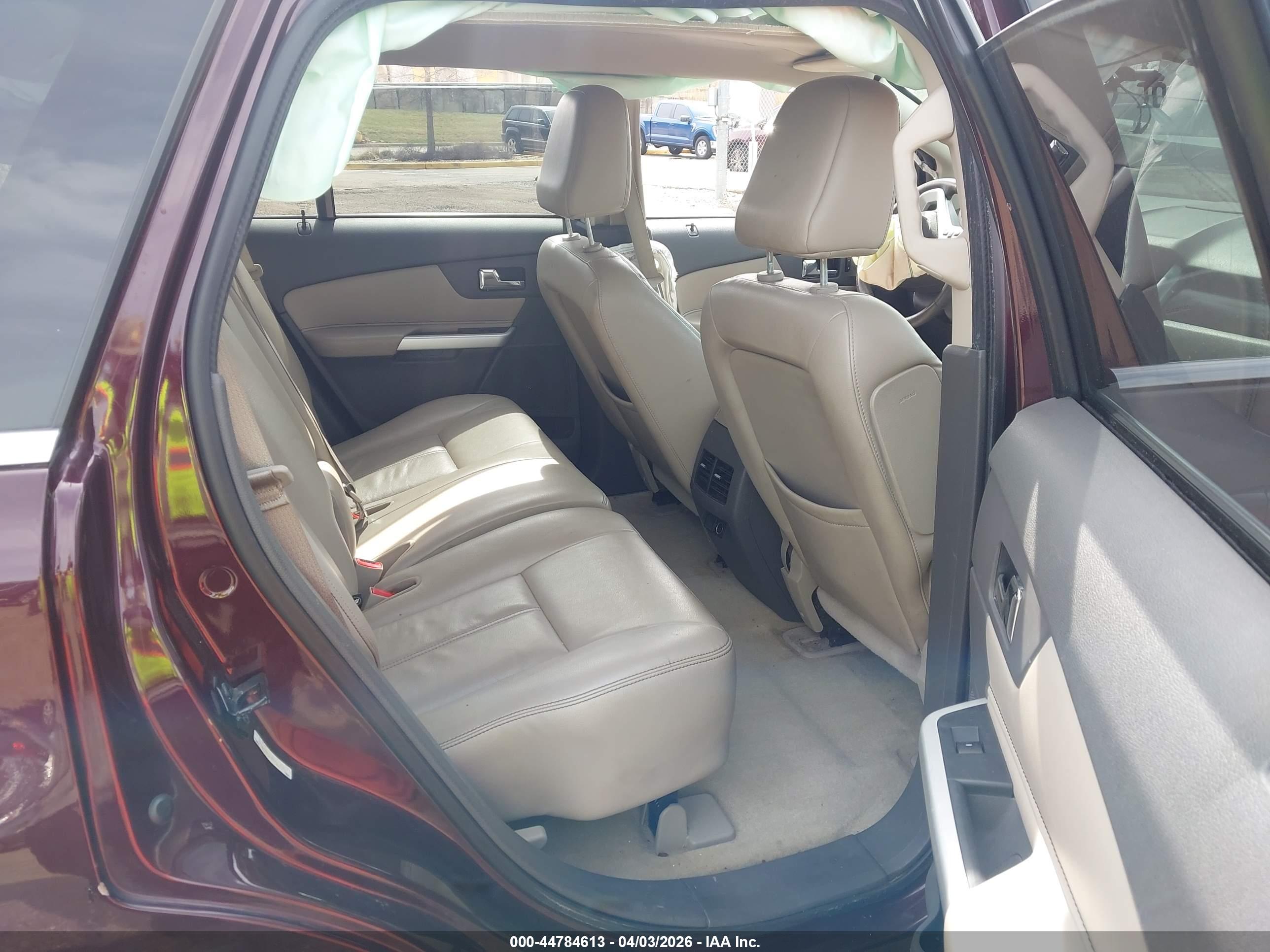 FORD EDGE image 8