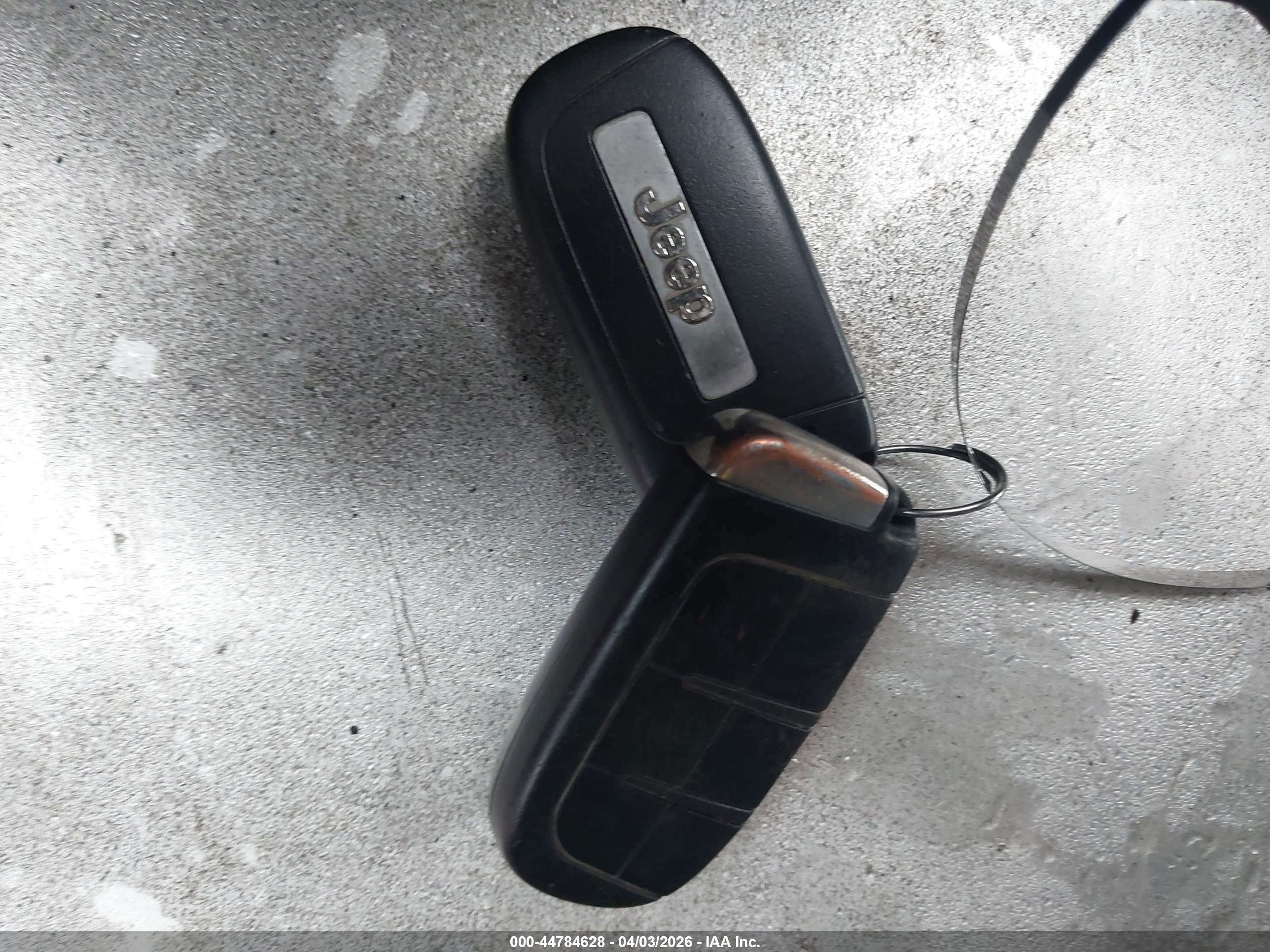 JEEP RENEGADE image 11