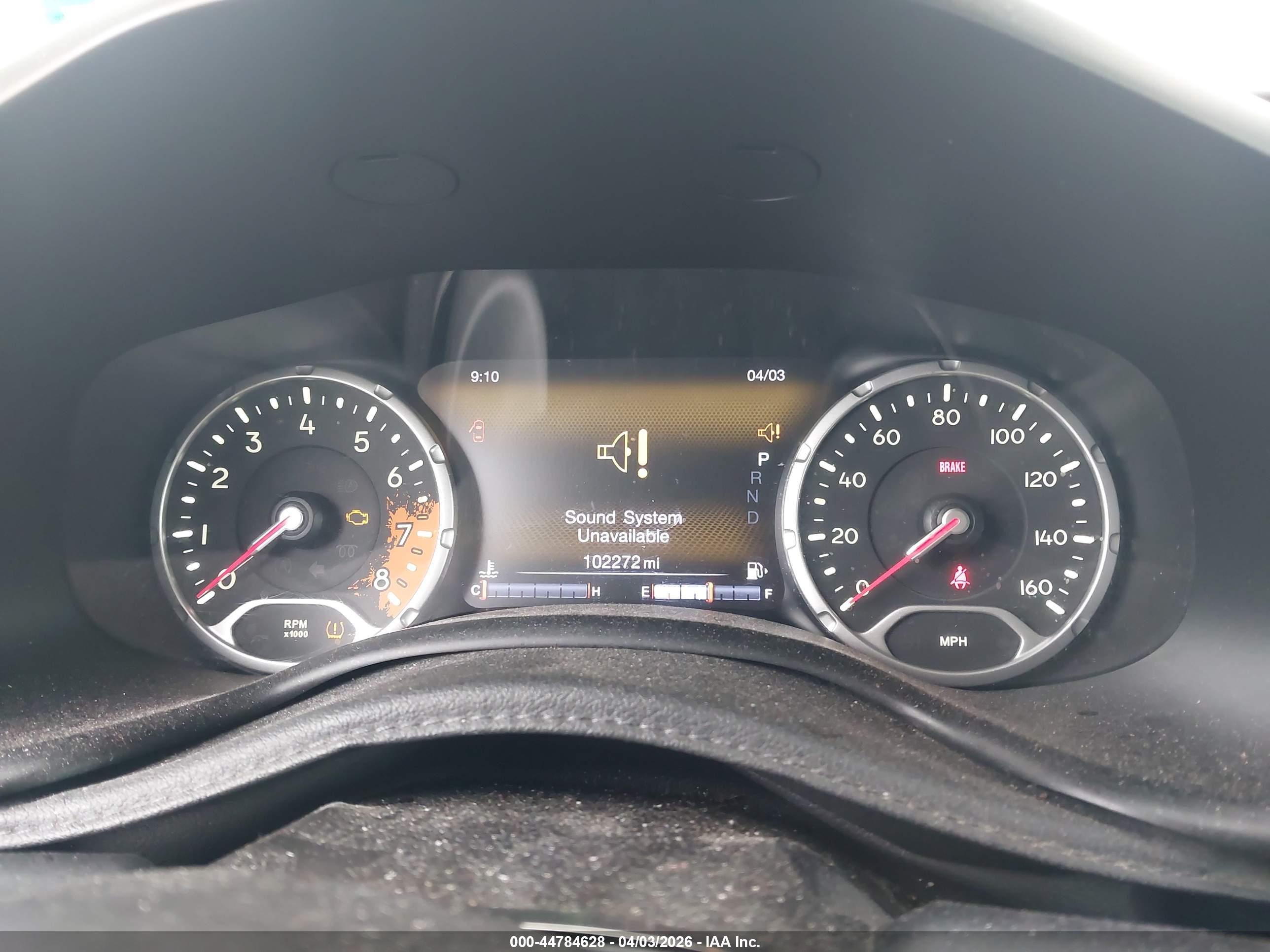 JEEP RENEGADE image 7