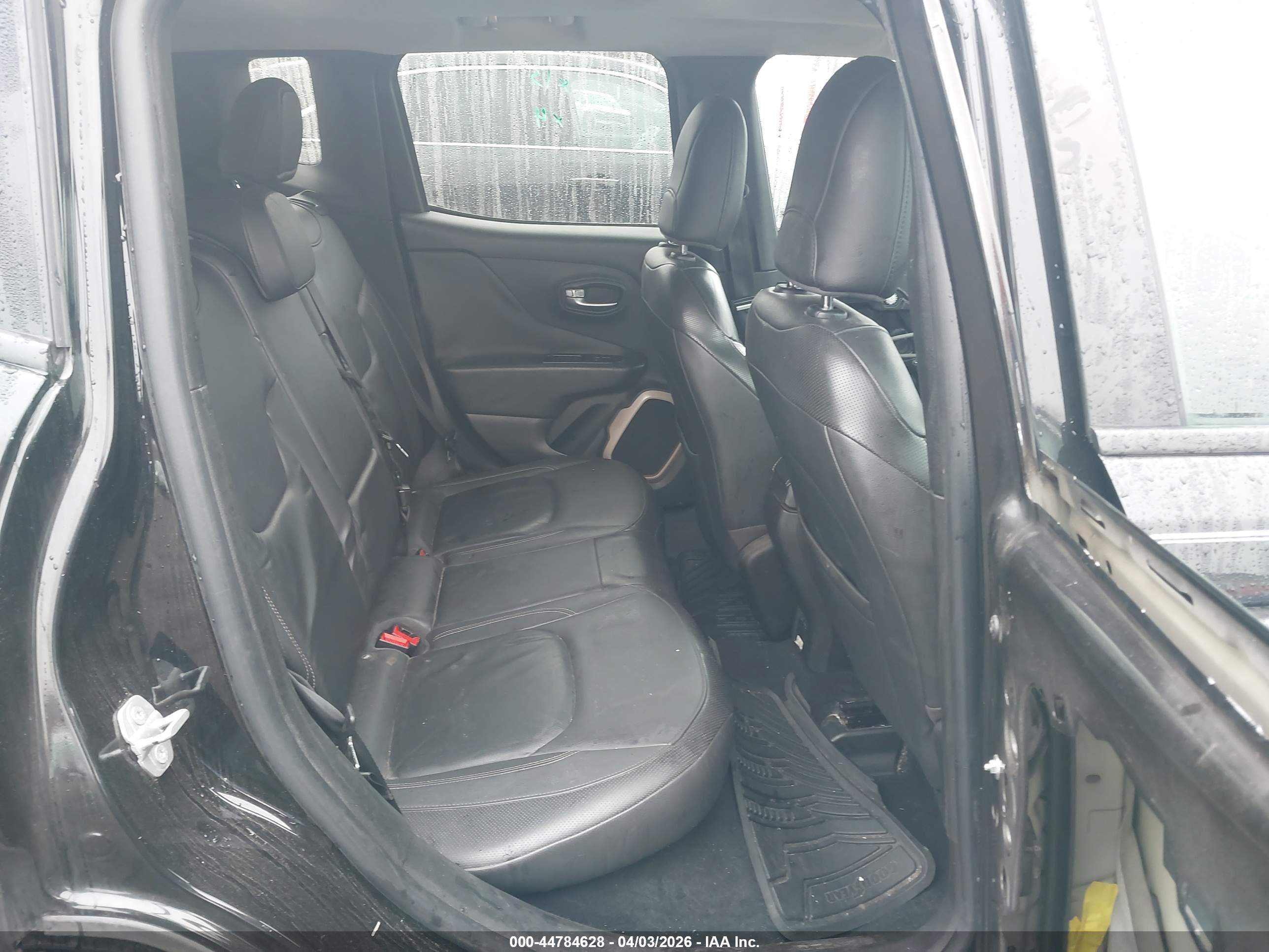 JEEP RENEGADE image 8