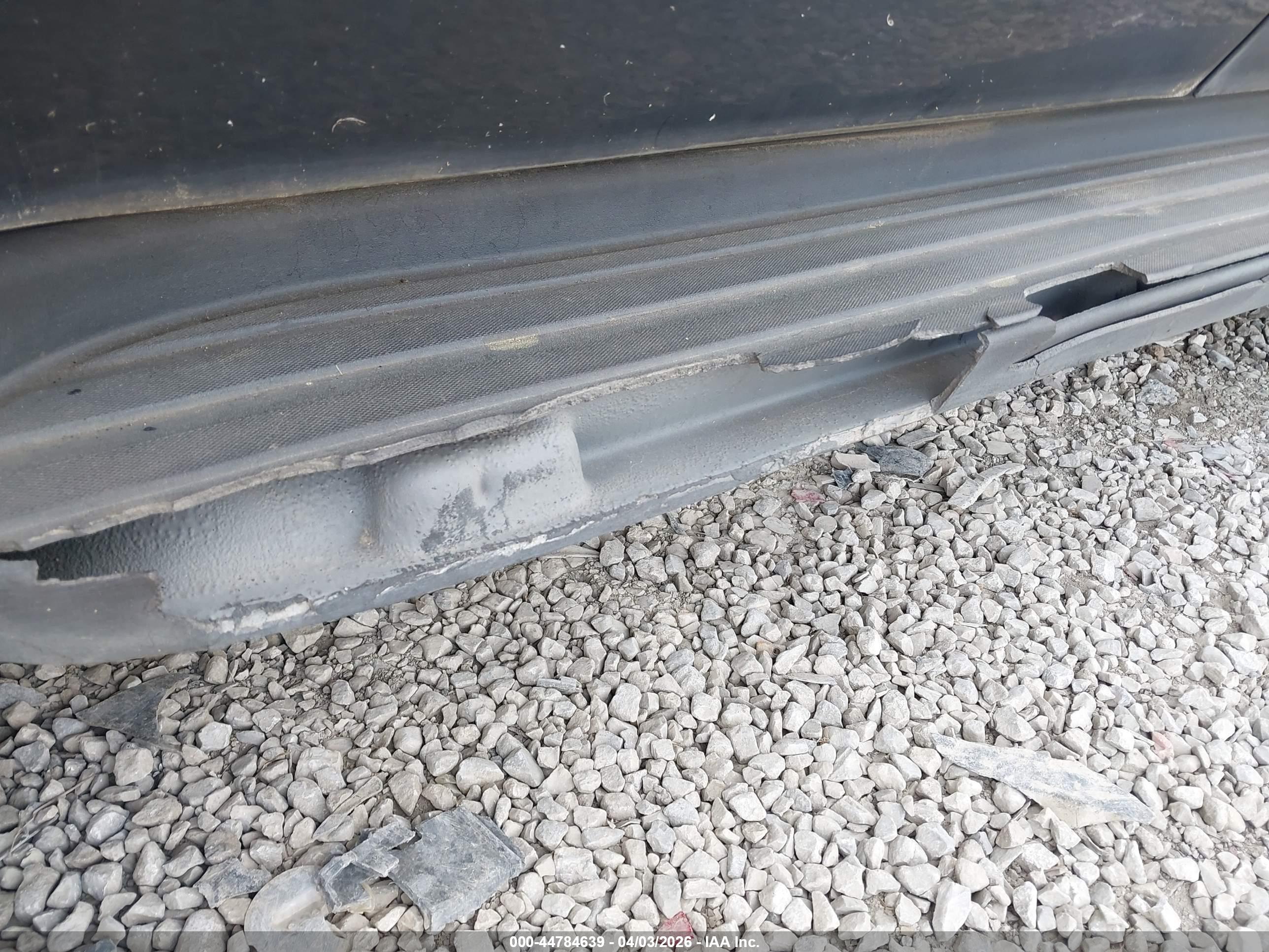 GMC YUKON image 6