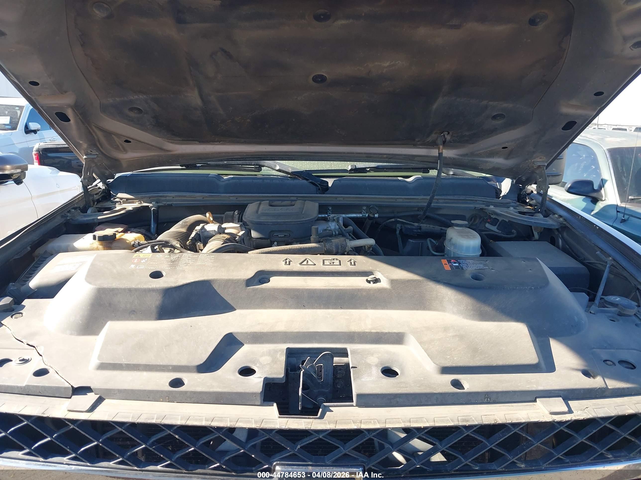 CHEVROLET SILVERADO image 10